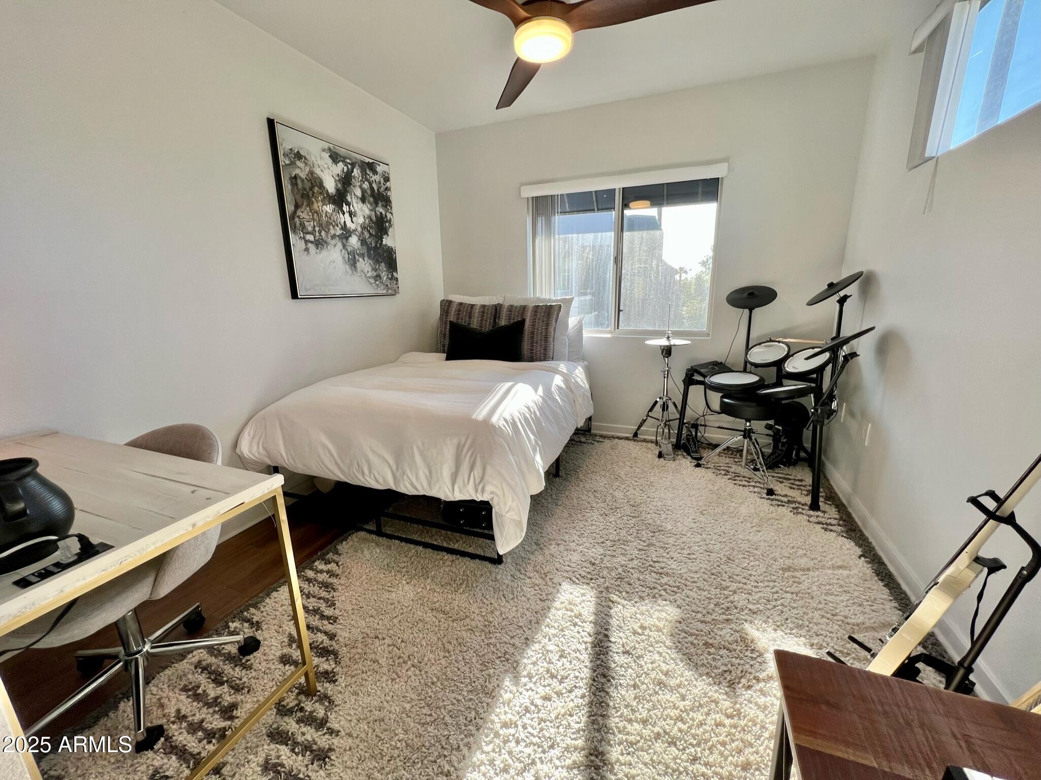 3633 N 3RD Avenue, 2051