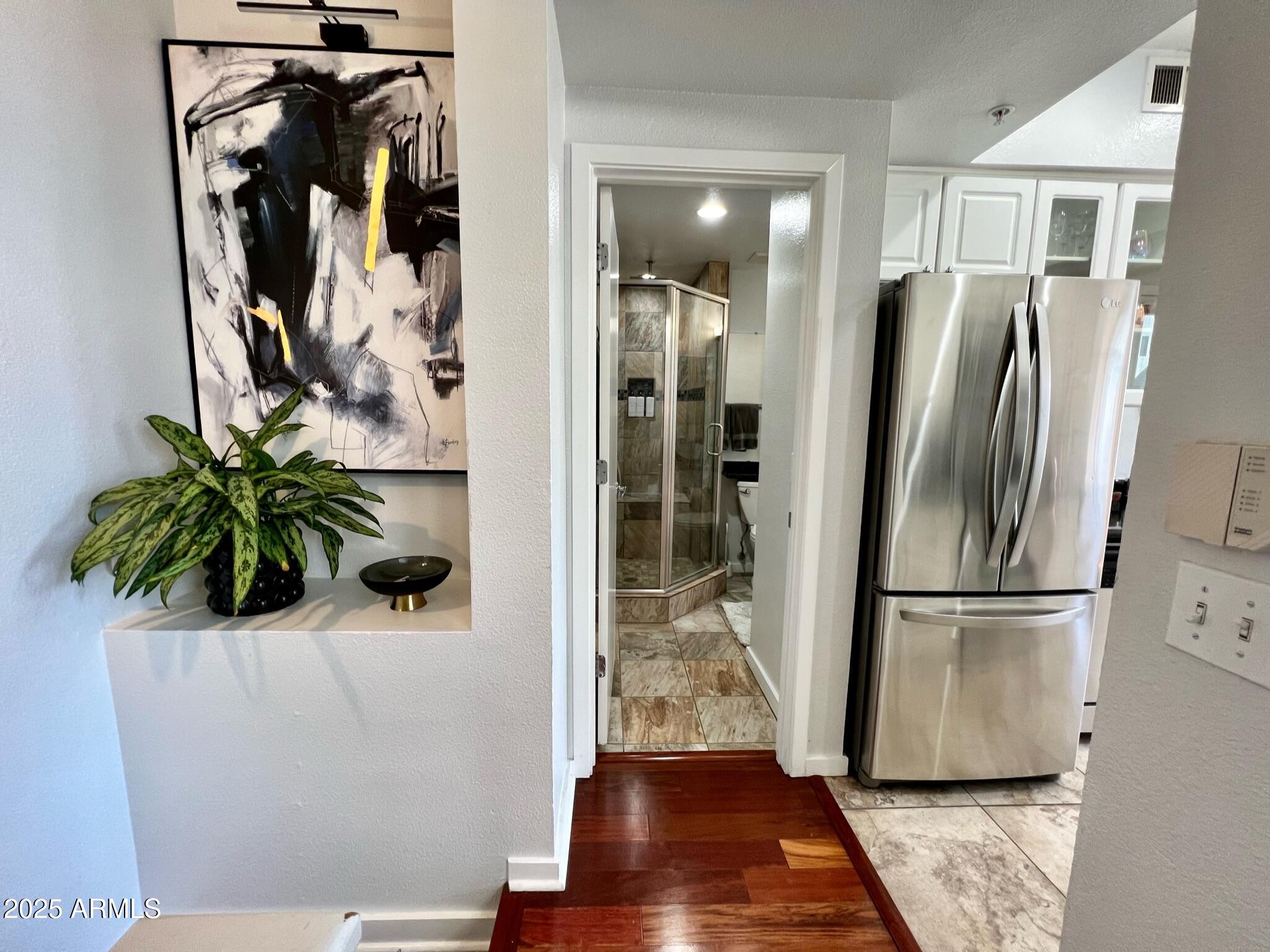 3633 N 3RD Avenue, 2051