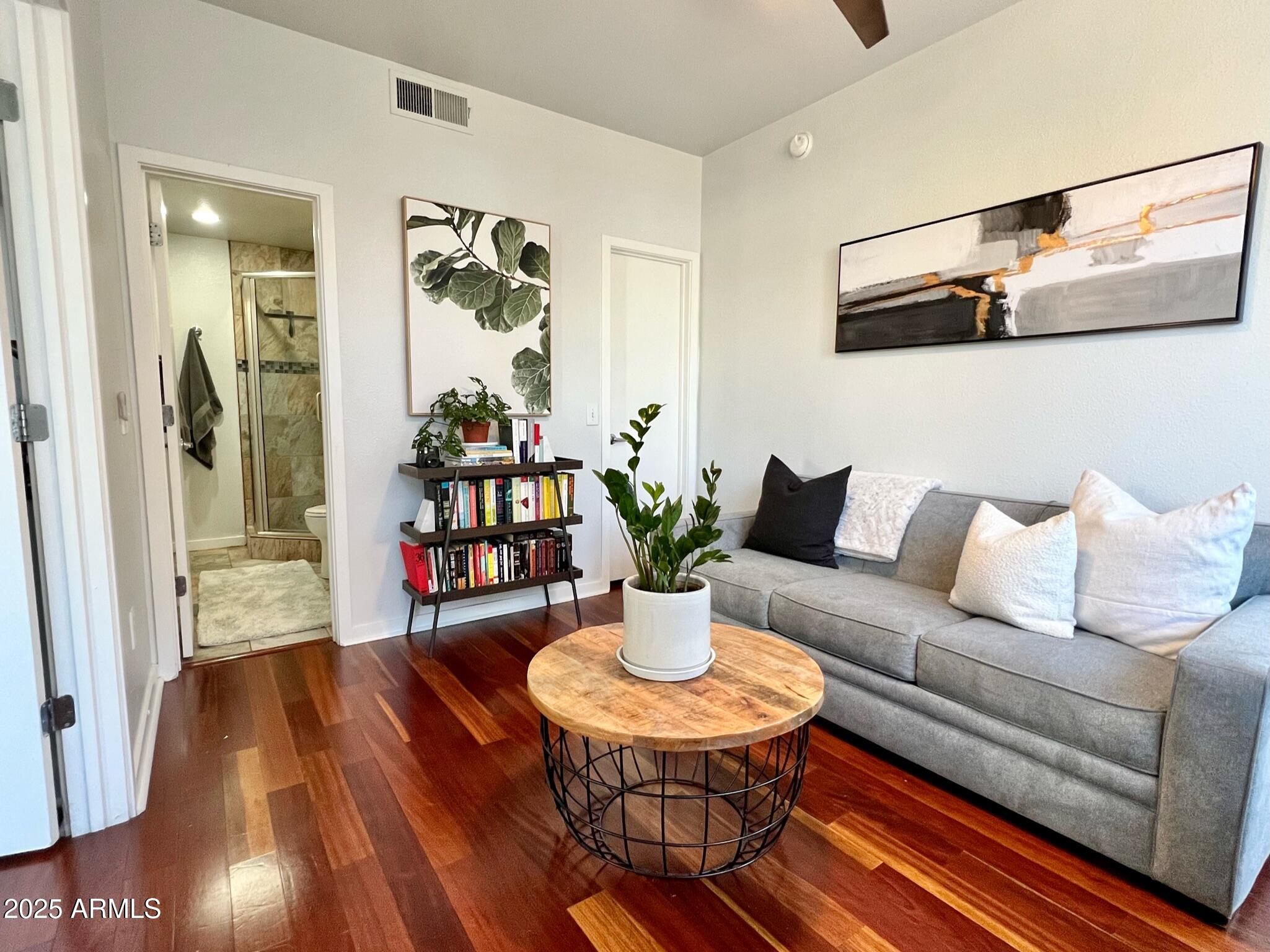 3633 N 3RD Avenue, 2051