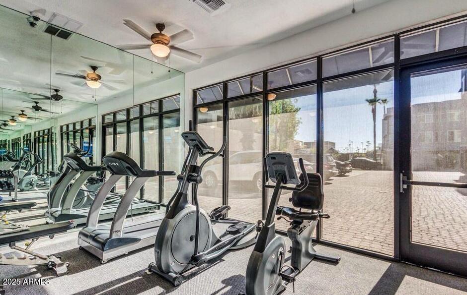 3633 N 3RD Avenue, 2051