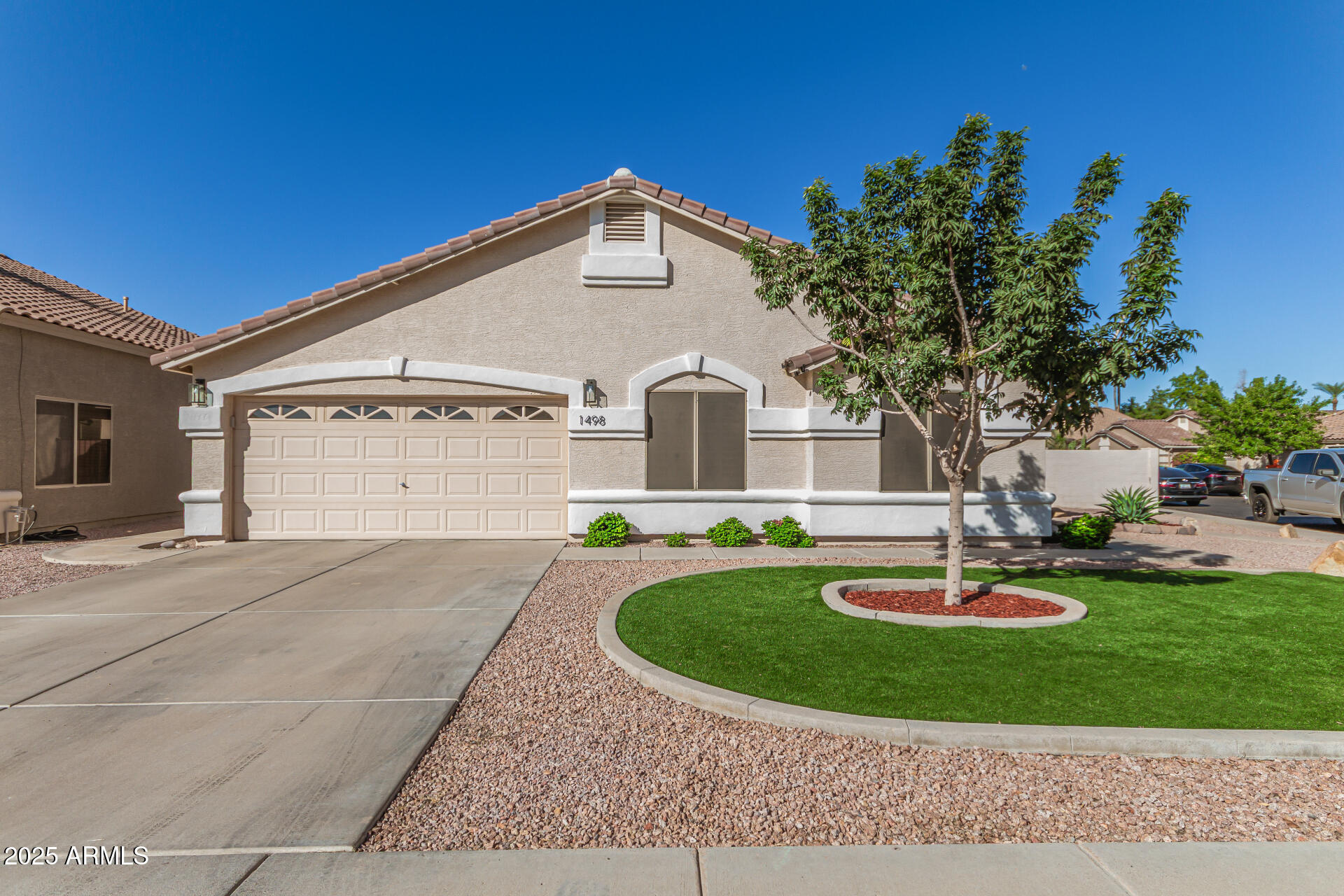 1498 N QUAIL Lane