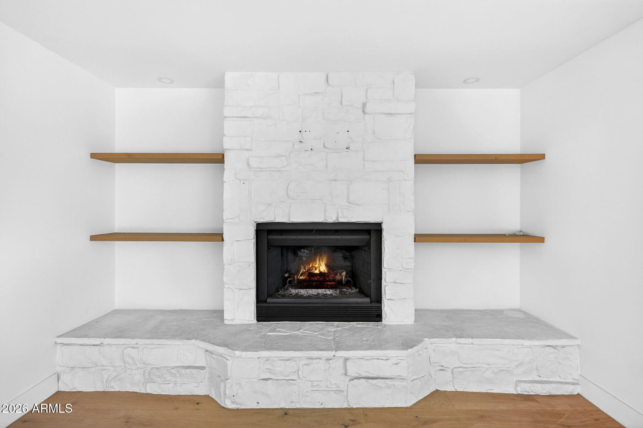 2223 E CLAXTON Street