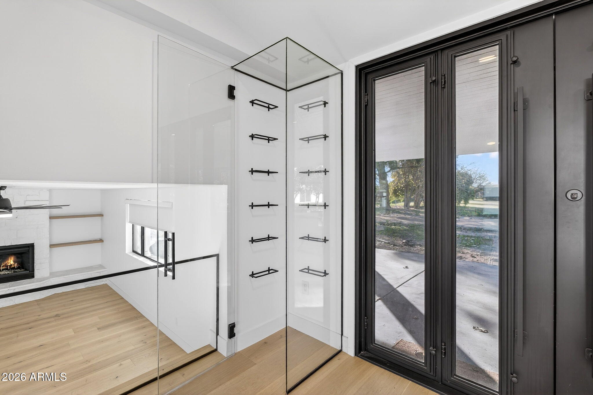 2223 E CLAXTON Street