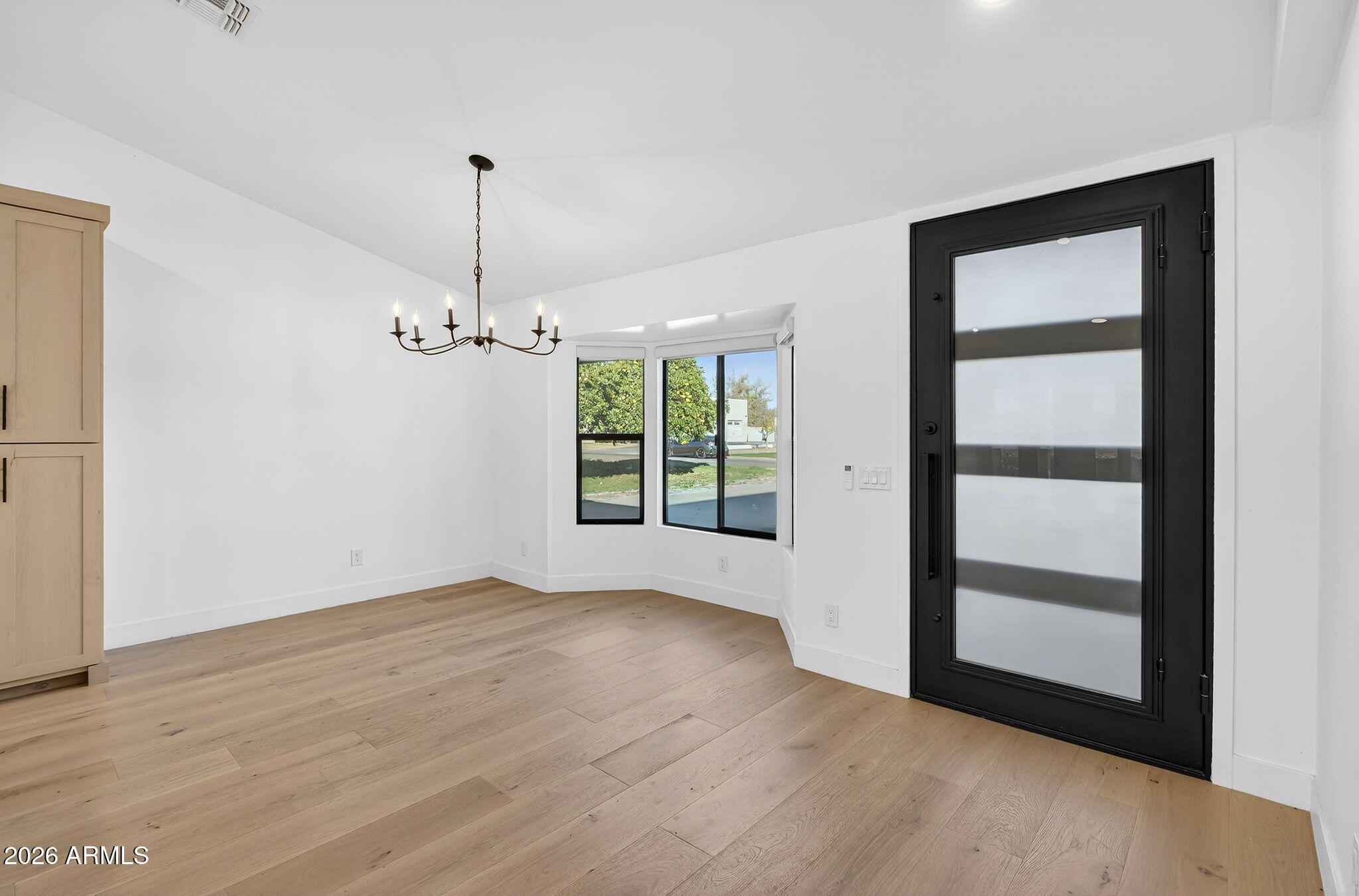 2223 E CLAXTON Street