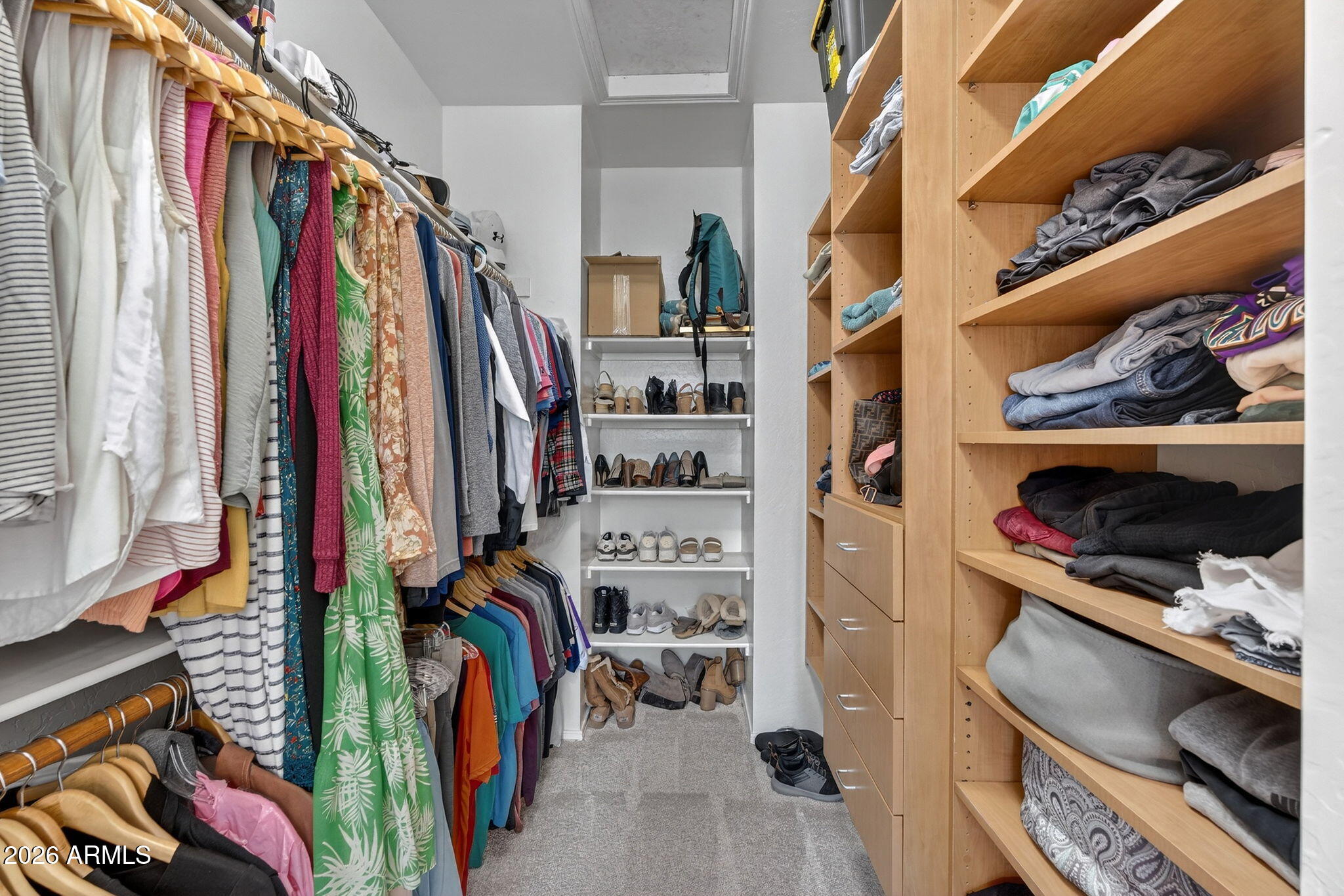 2860 E CAMELLIA Drive