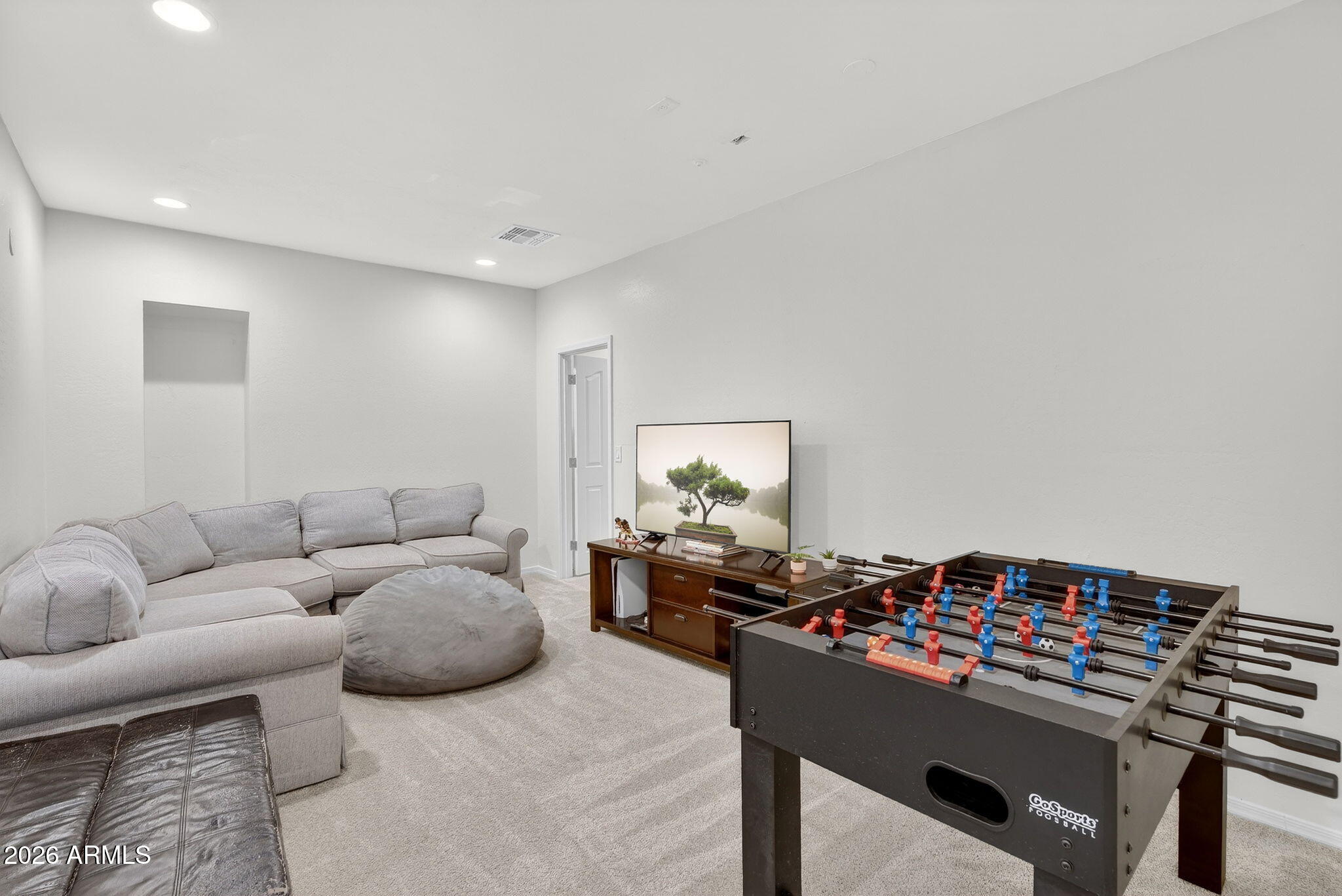 2860 E CAMELLIA Drive