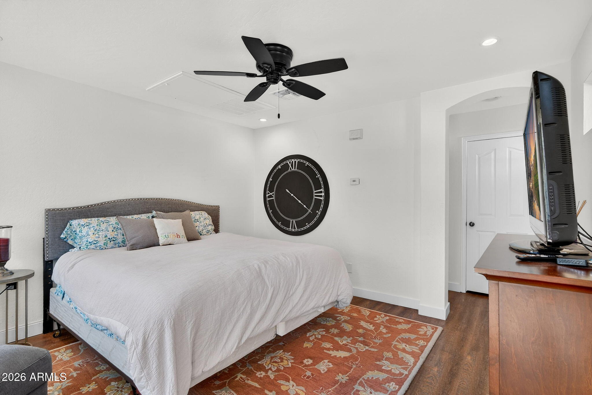 2860 E CAMELLIA Drive