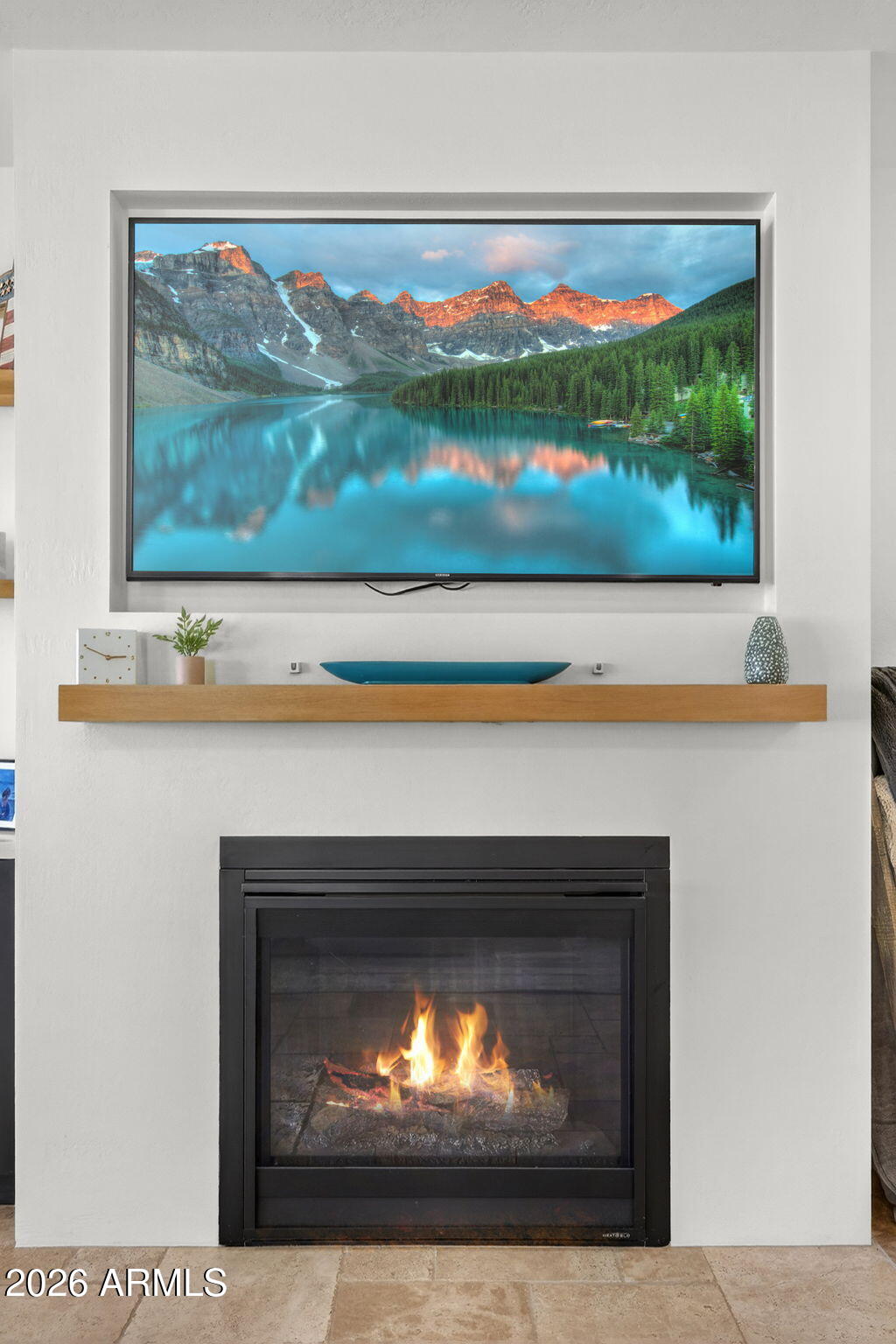 2860 E CAMELLIA Drive