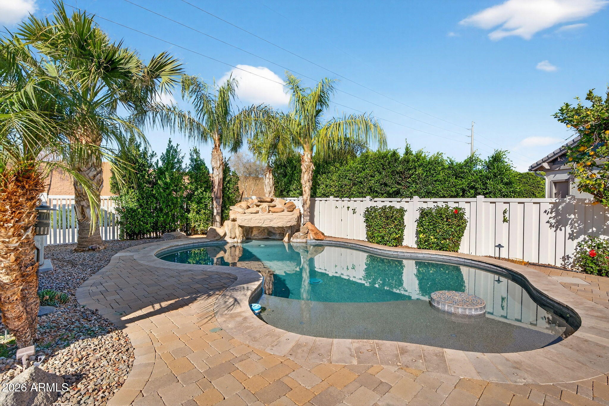 2860 E CAMELLIA Drive