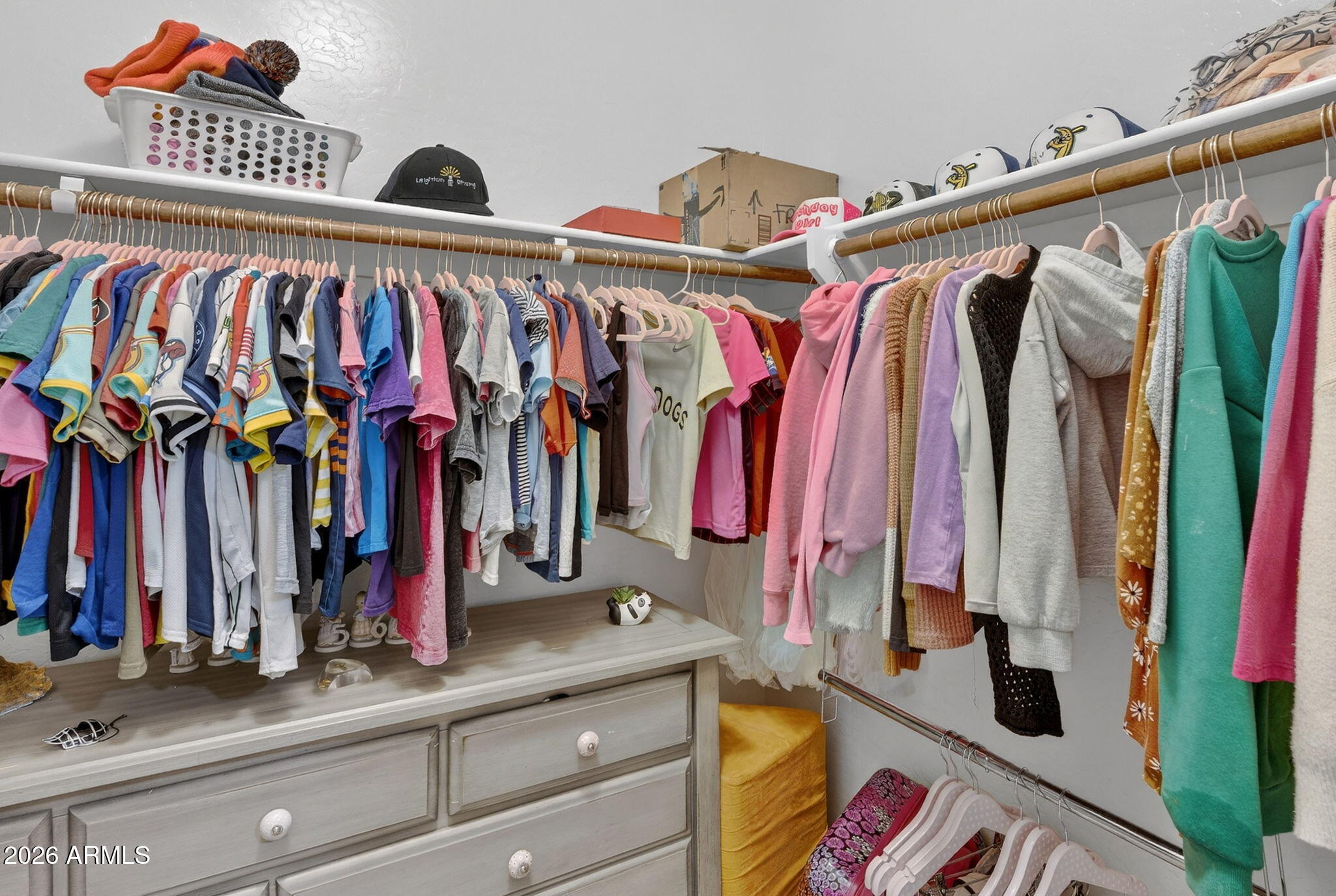 2860 E CAMELLIA Drive