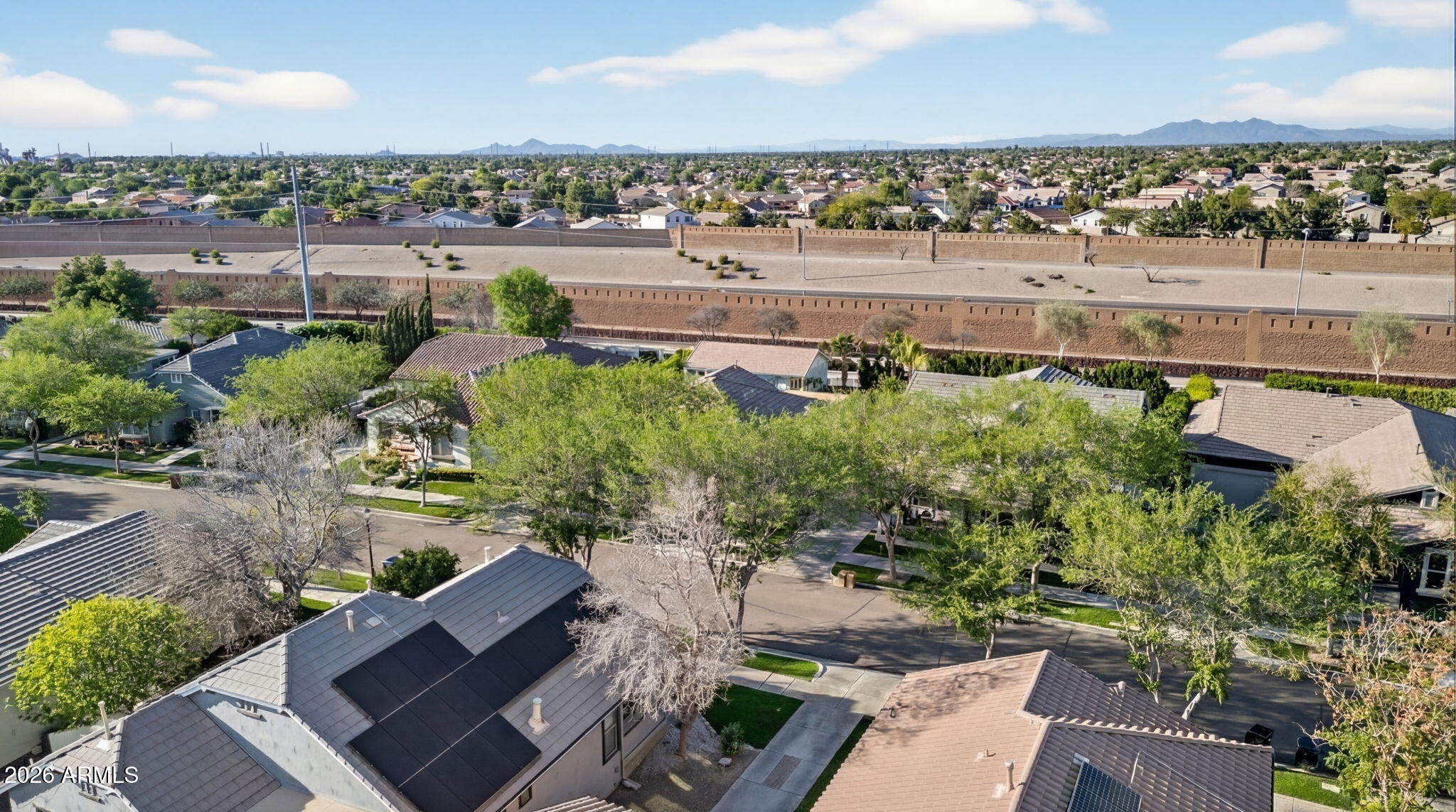 2860 E CAMELLIA Drive