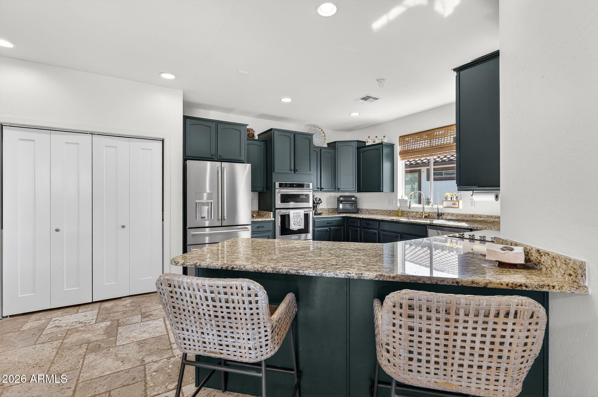 2860 E CAMELLIA Drive