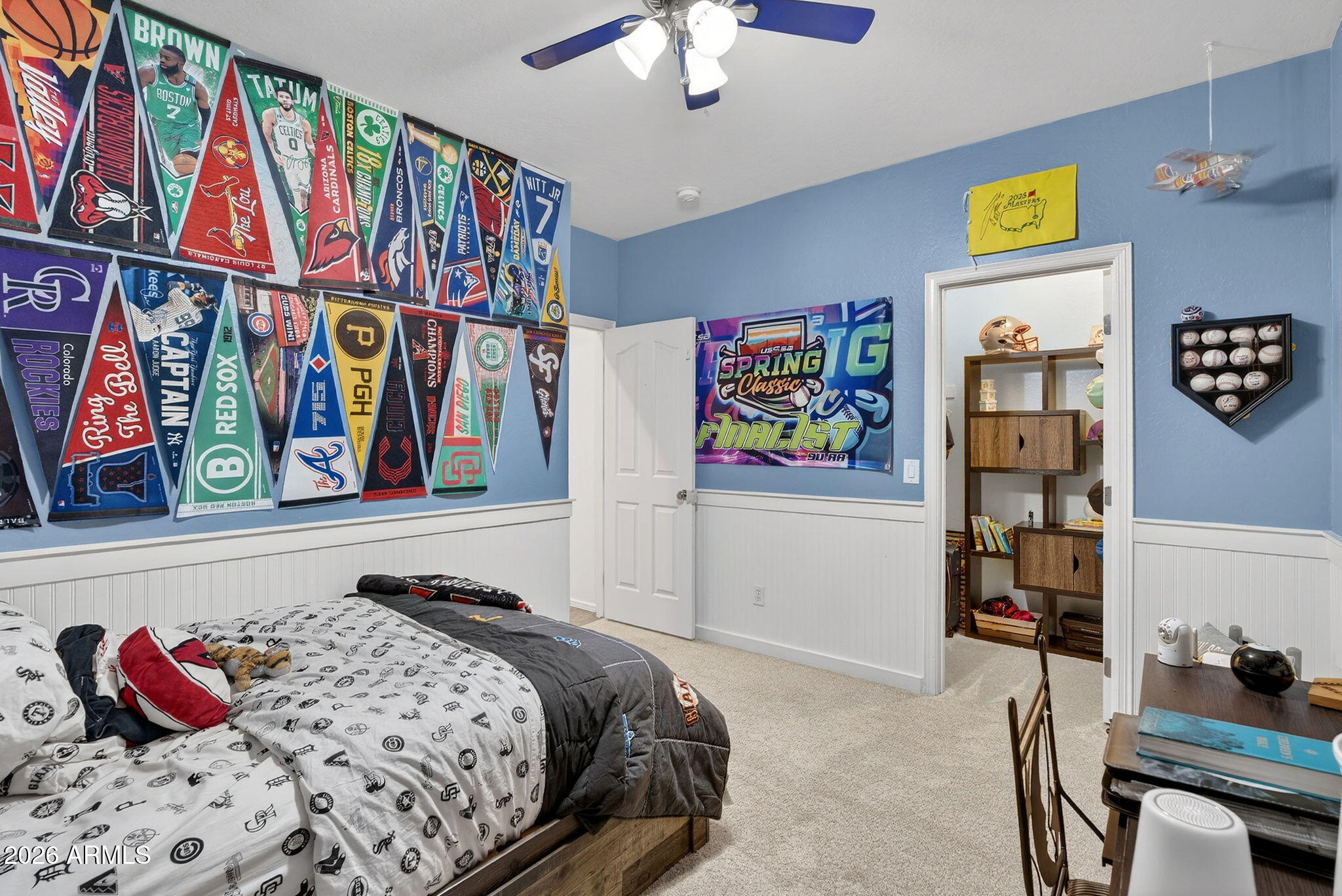 2860 E CAMELLIA Drive