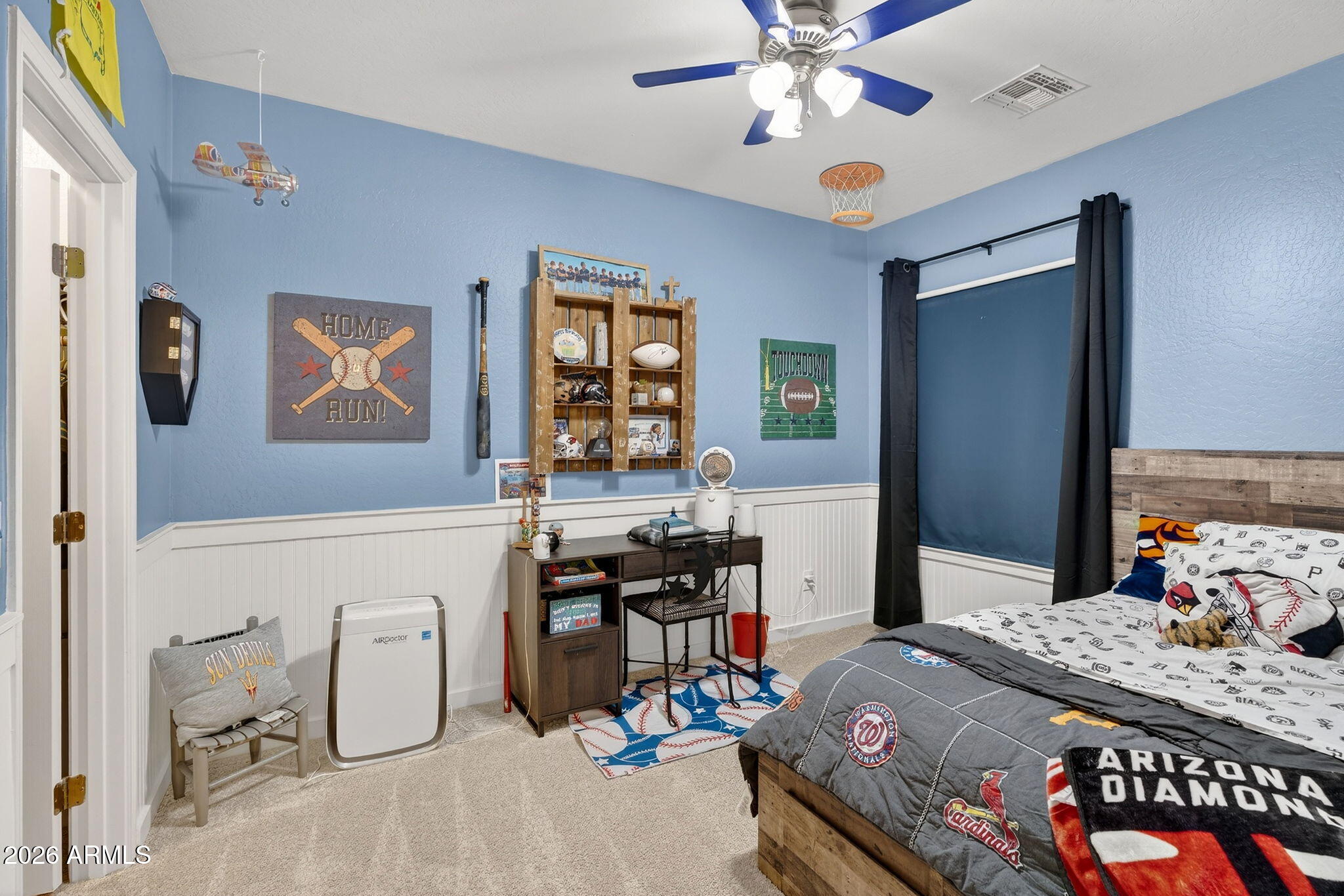 2860 E CAMELLIA Drive