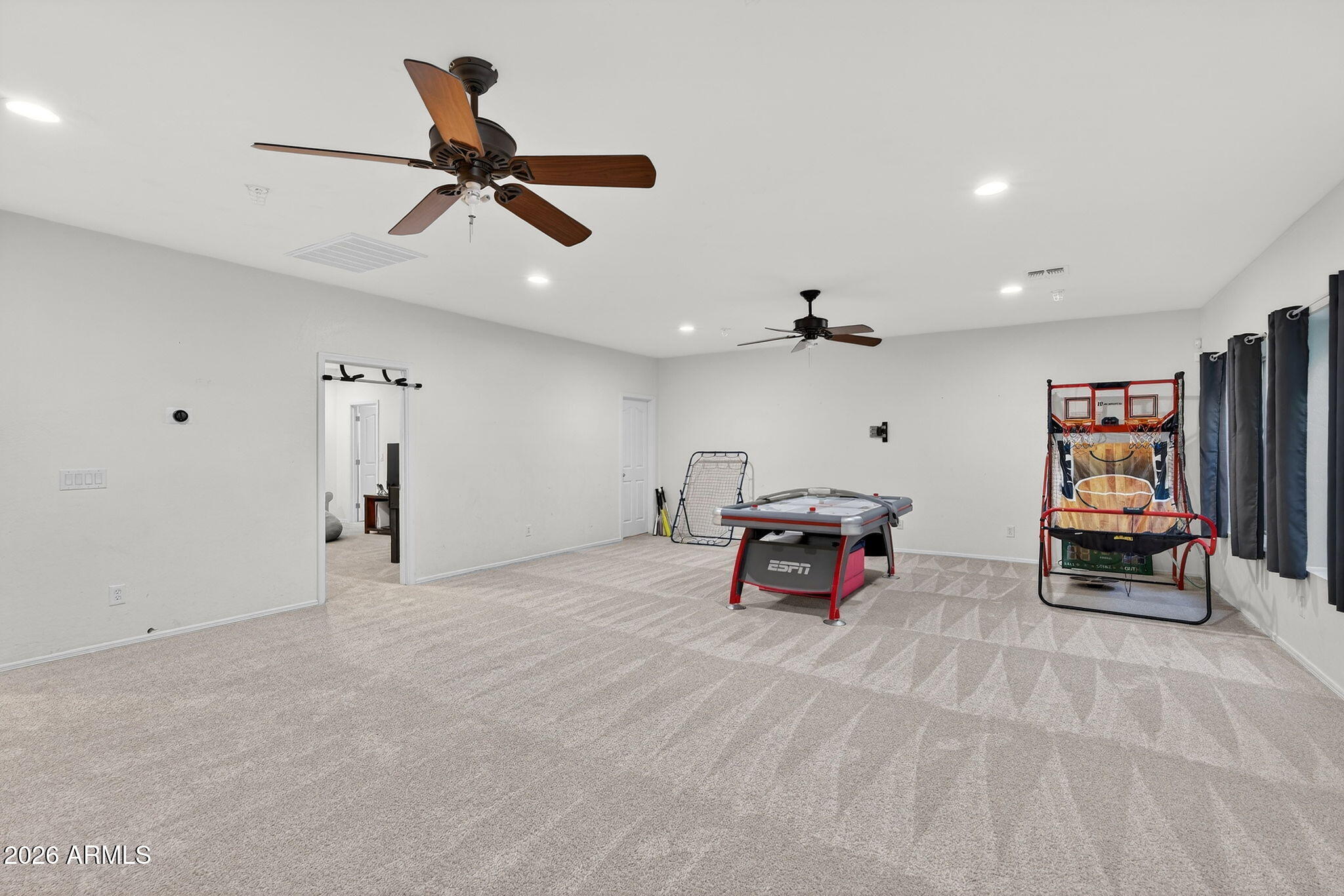 2860 E CAMELLIA Drive