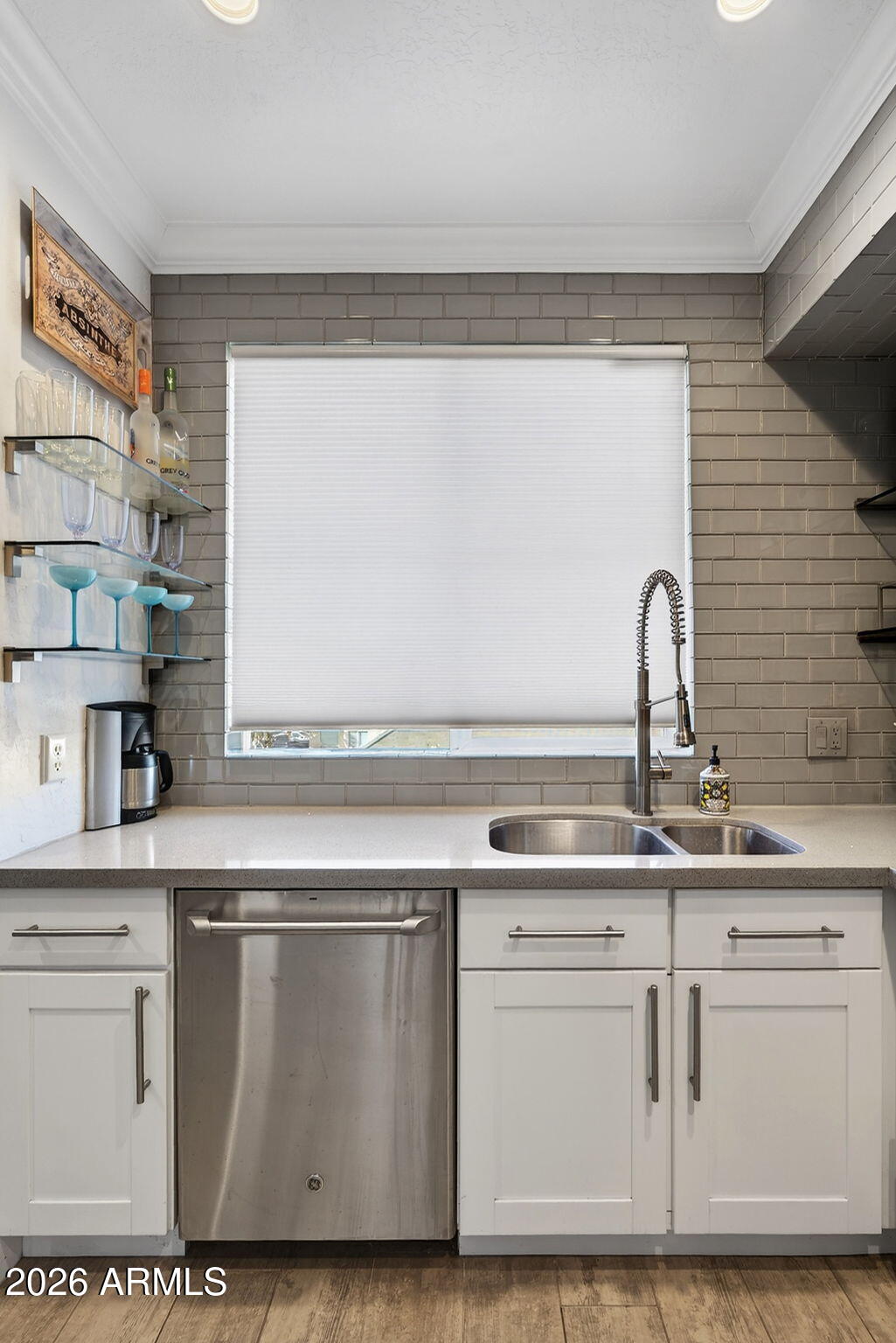 706 E WASHINGTON Street 207