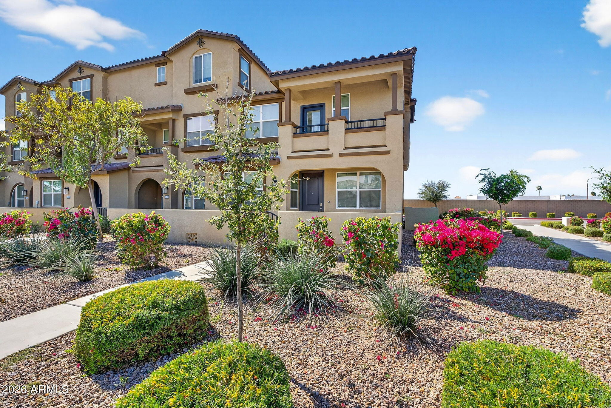 1255 N ARIZONA Avenue 1354