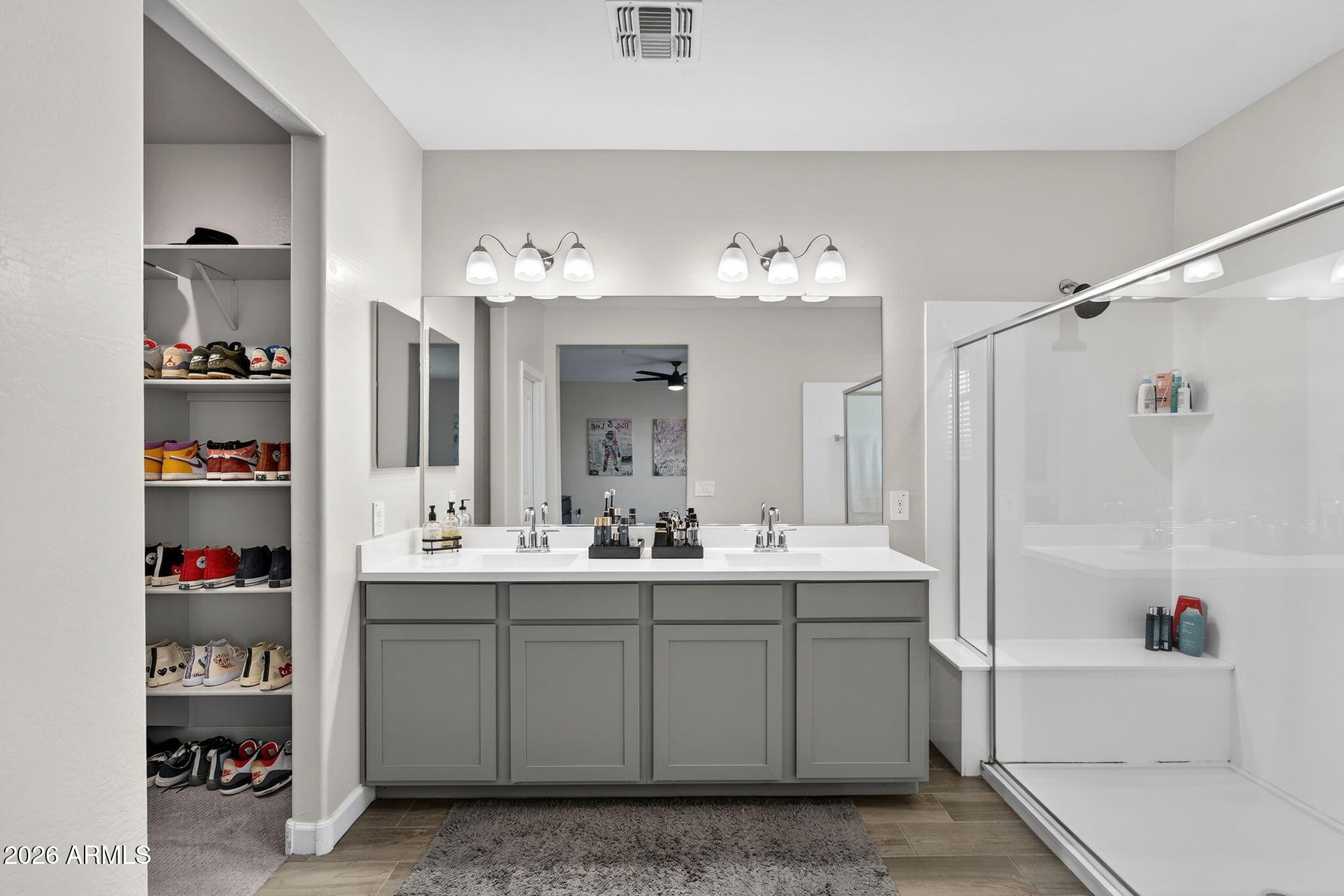 1255 N ARIZONA Avenue 1354