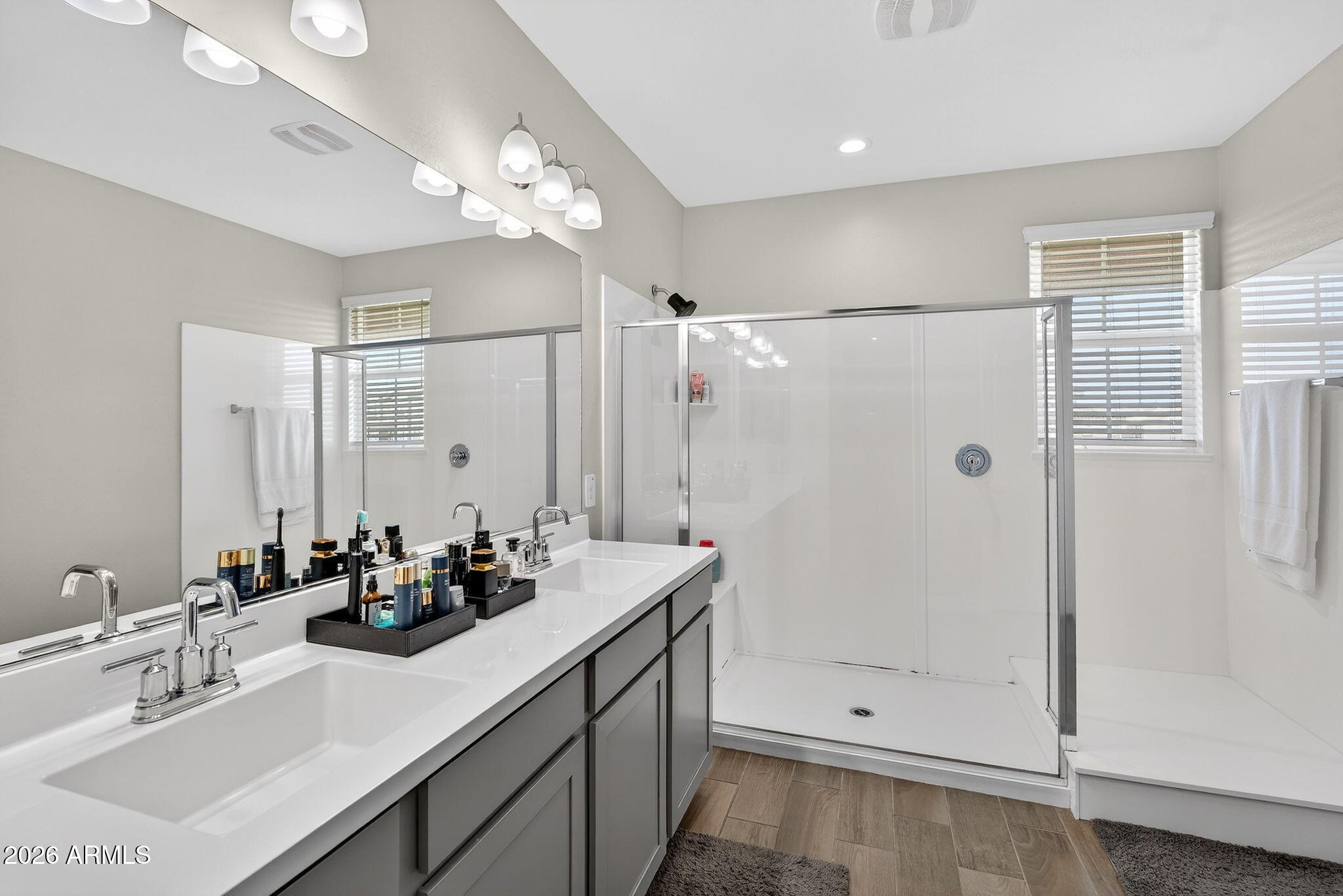 1255 N ARIZONA Avenue 1354