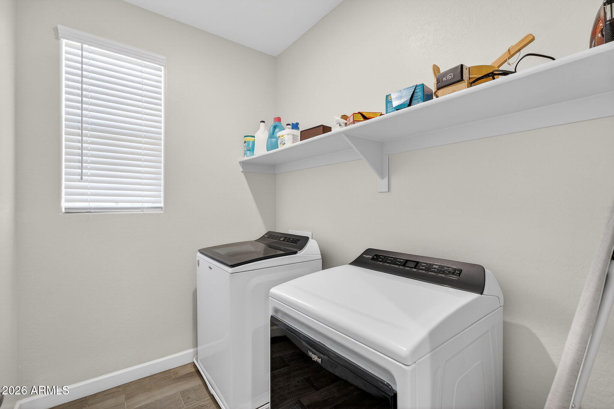 1255 N ARIZONA Avenue 1354