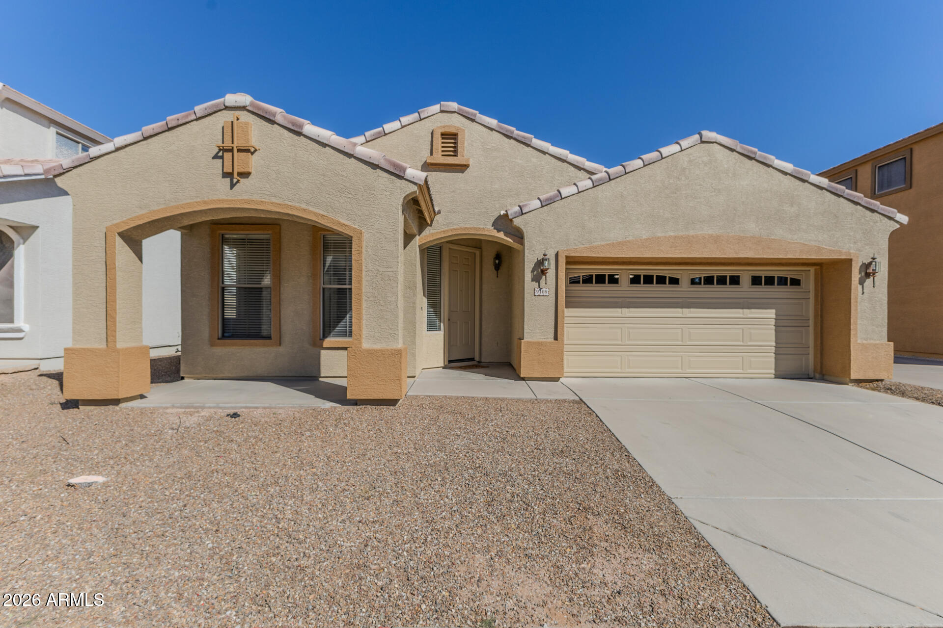 9108 E GABLE Avenue