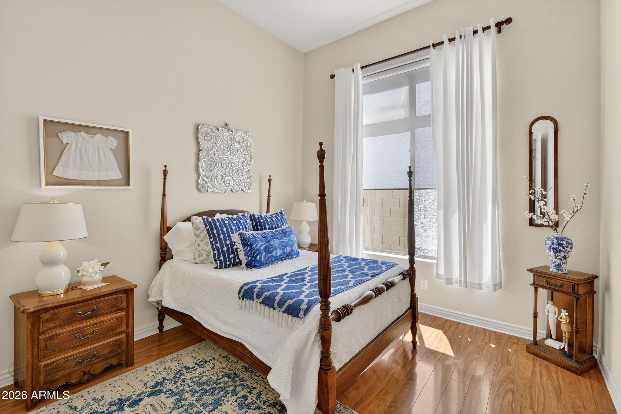 1961 S SANTA ANNA Drive