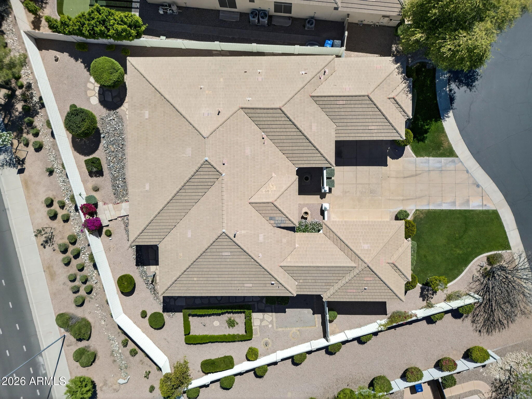 1961 S SANTA ANNA Drive