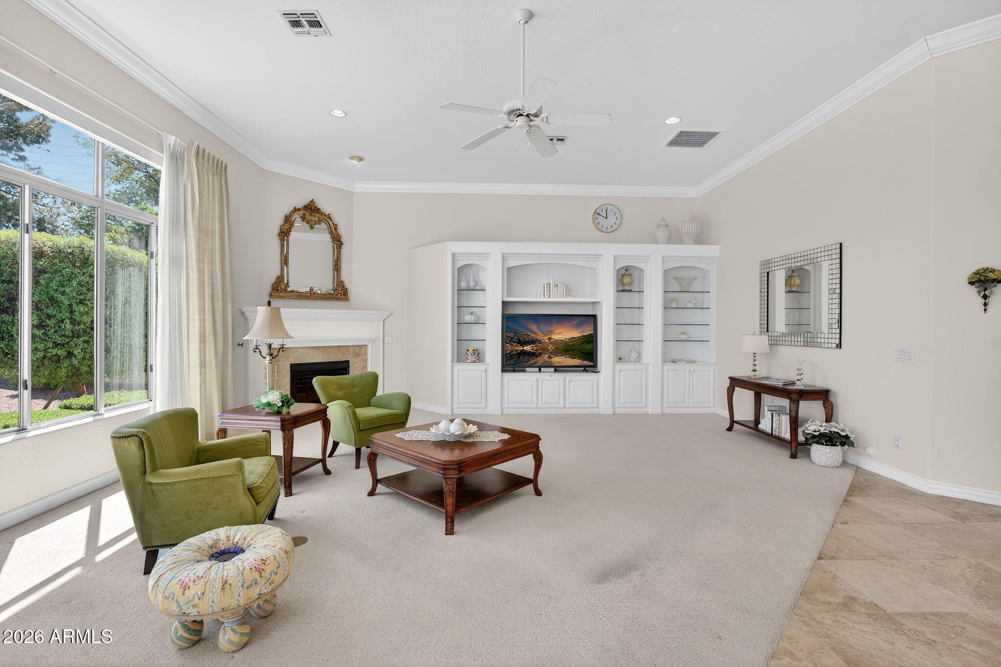 1961 S SANTA ANNA Drive