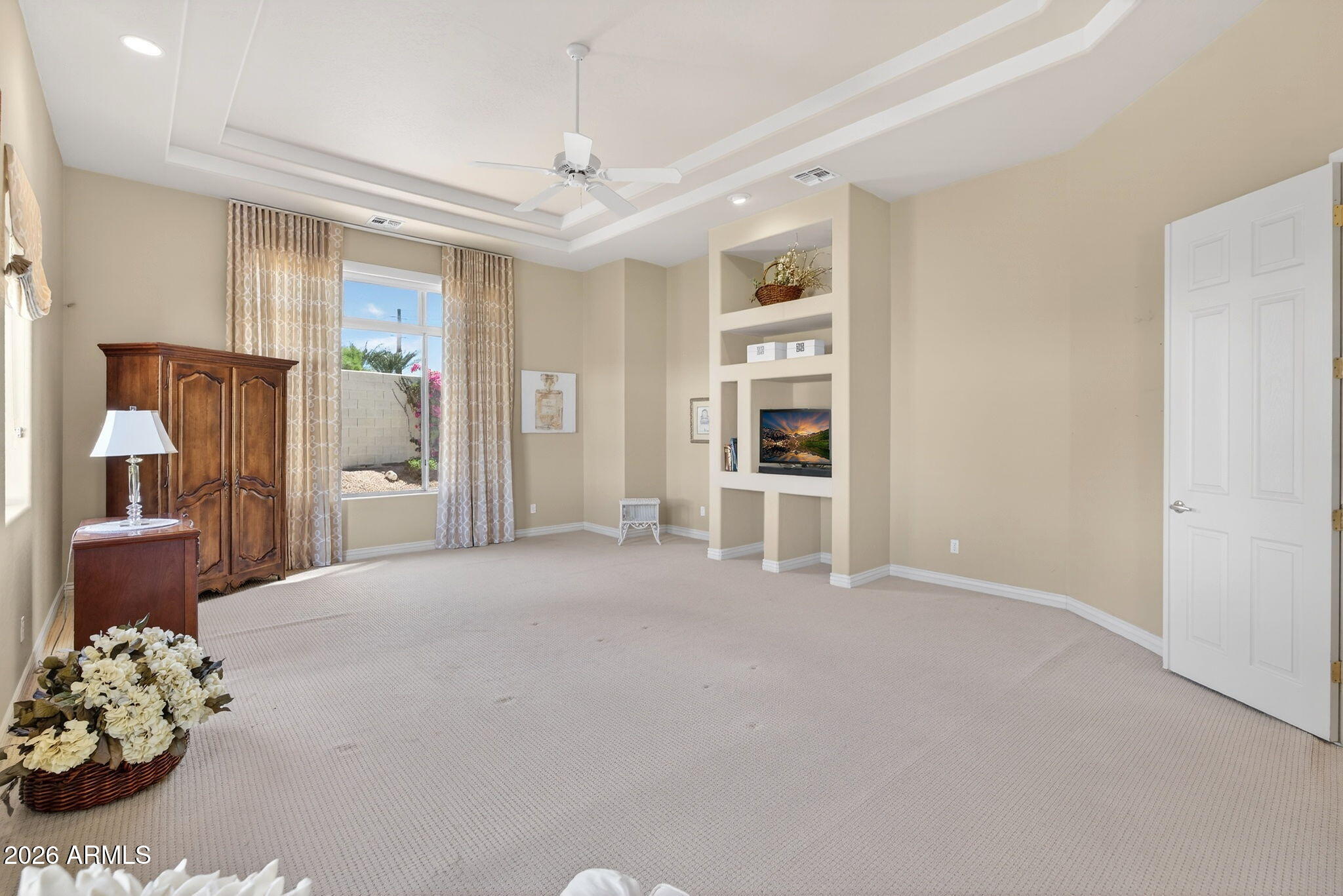 1961 S SANTA ANNA Drive