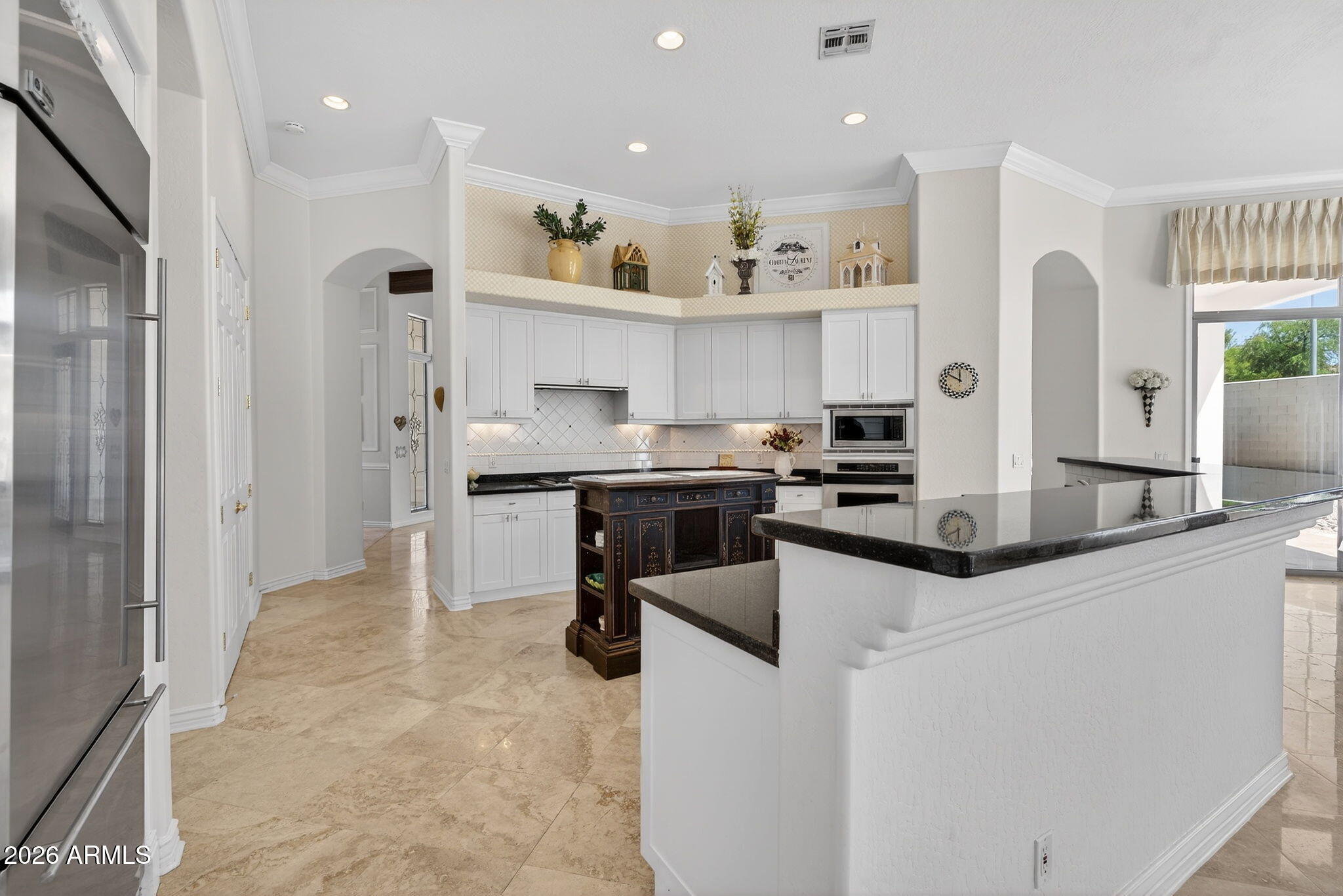 1961 S SANTA ANNA Drive