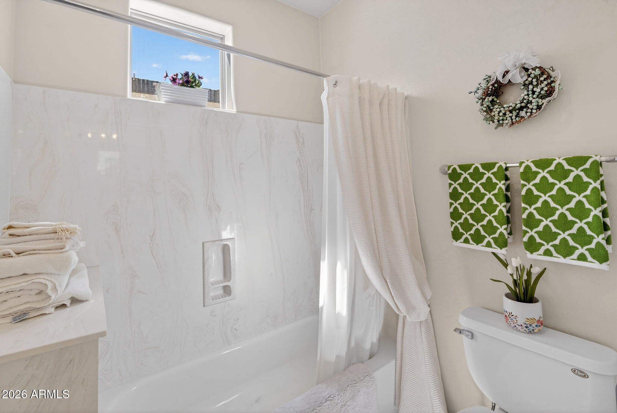 1961 S SANTA ANNA Drive