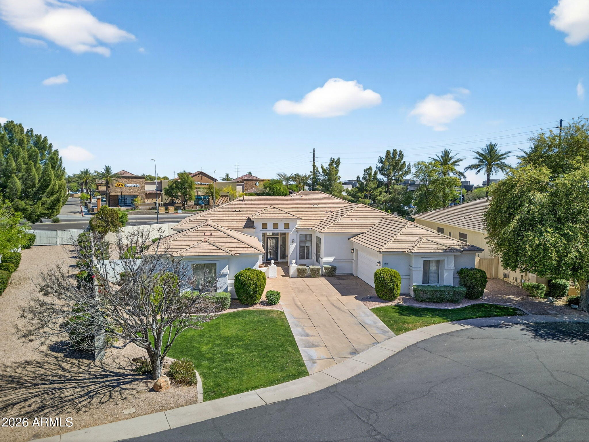 1961 S SANTA ANNA Drive