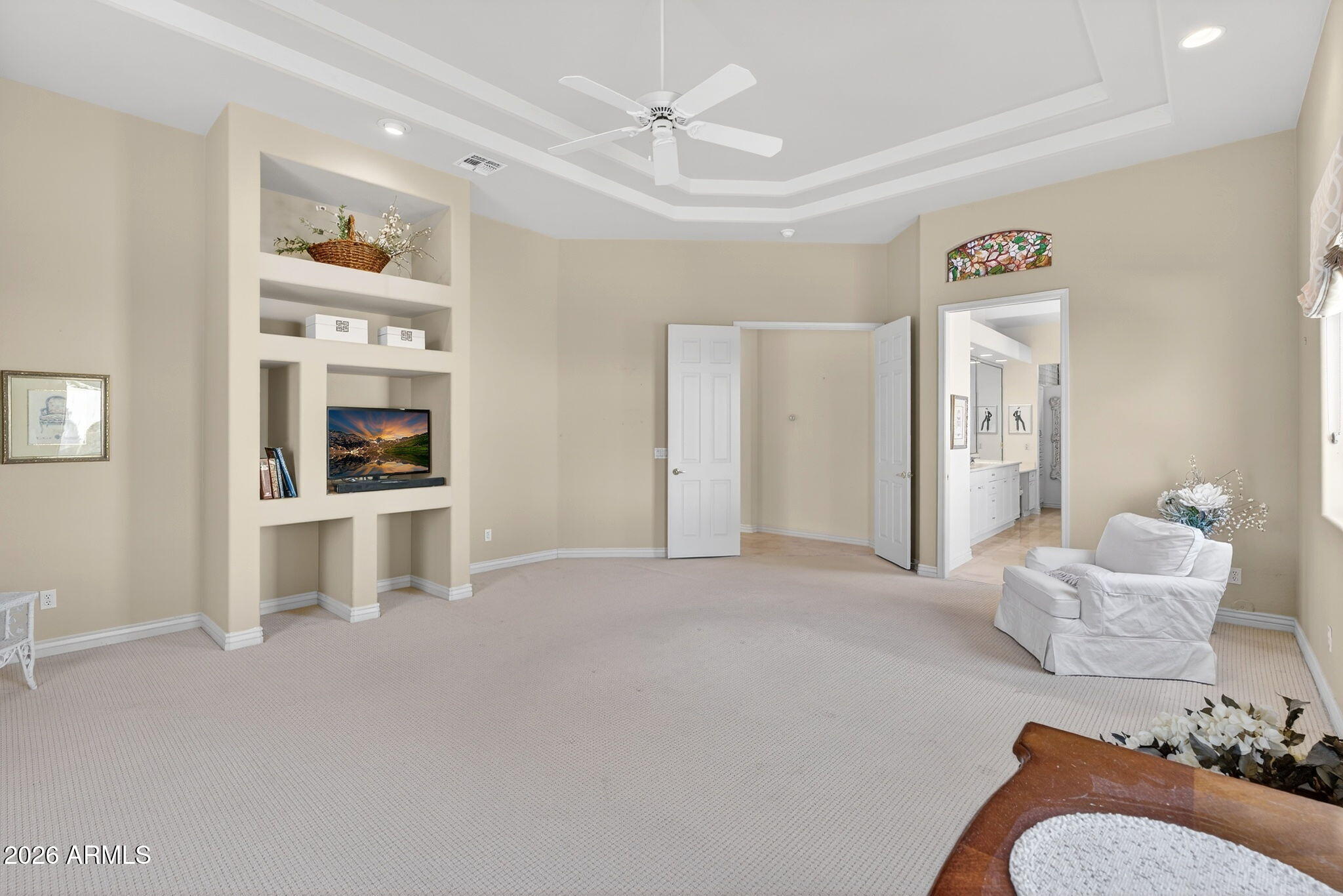 1961 S SANTA ANNA Drive