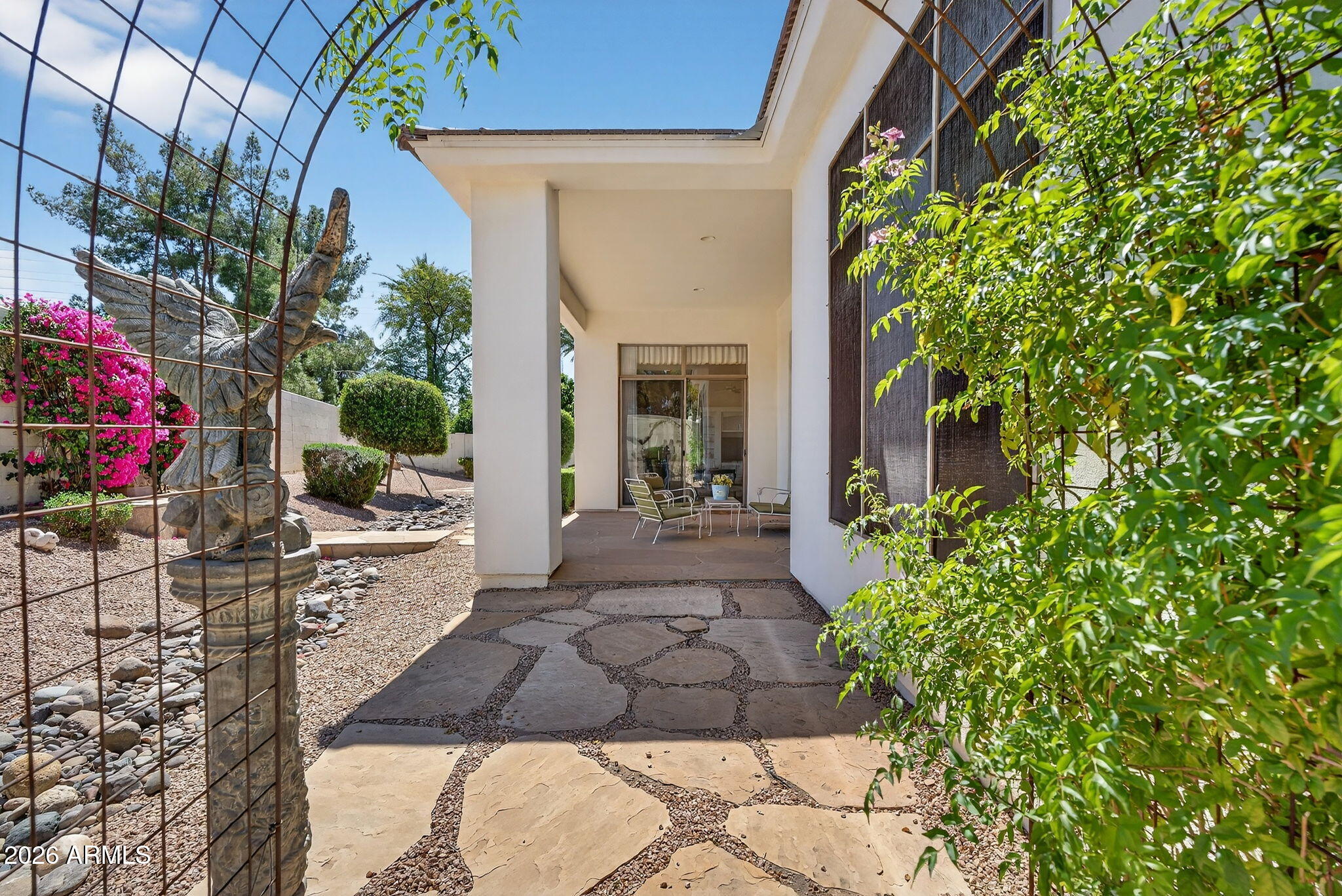 1961 S SANTA ANNA Drive