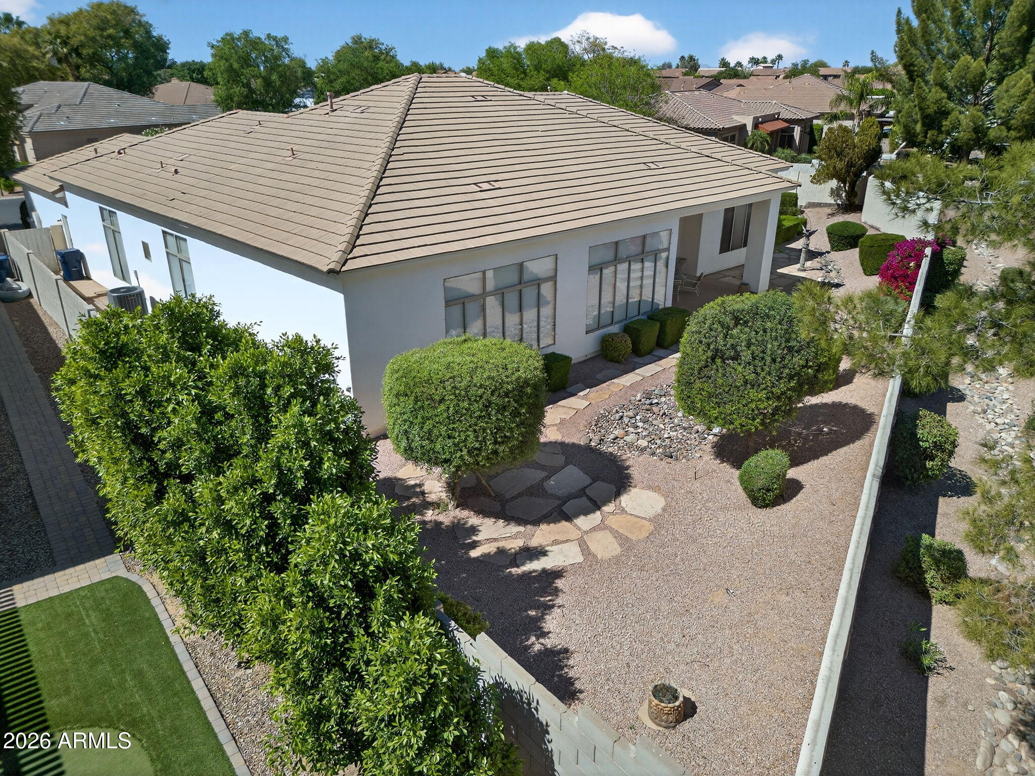 1961 S SANTA ANNA Drive