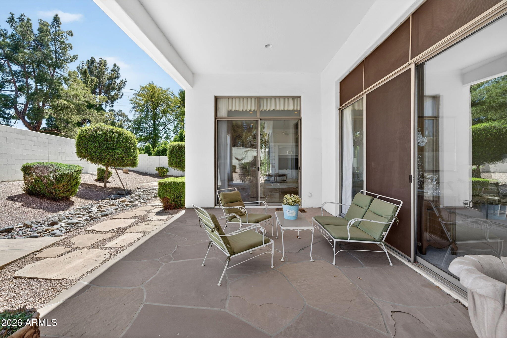 1961 S SANTA ANNA Drive