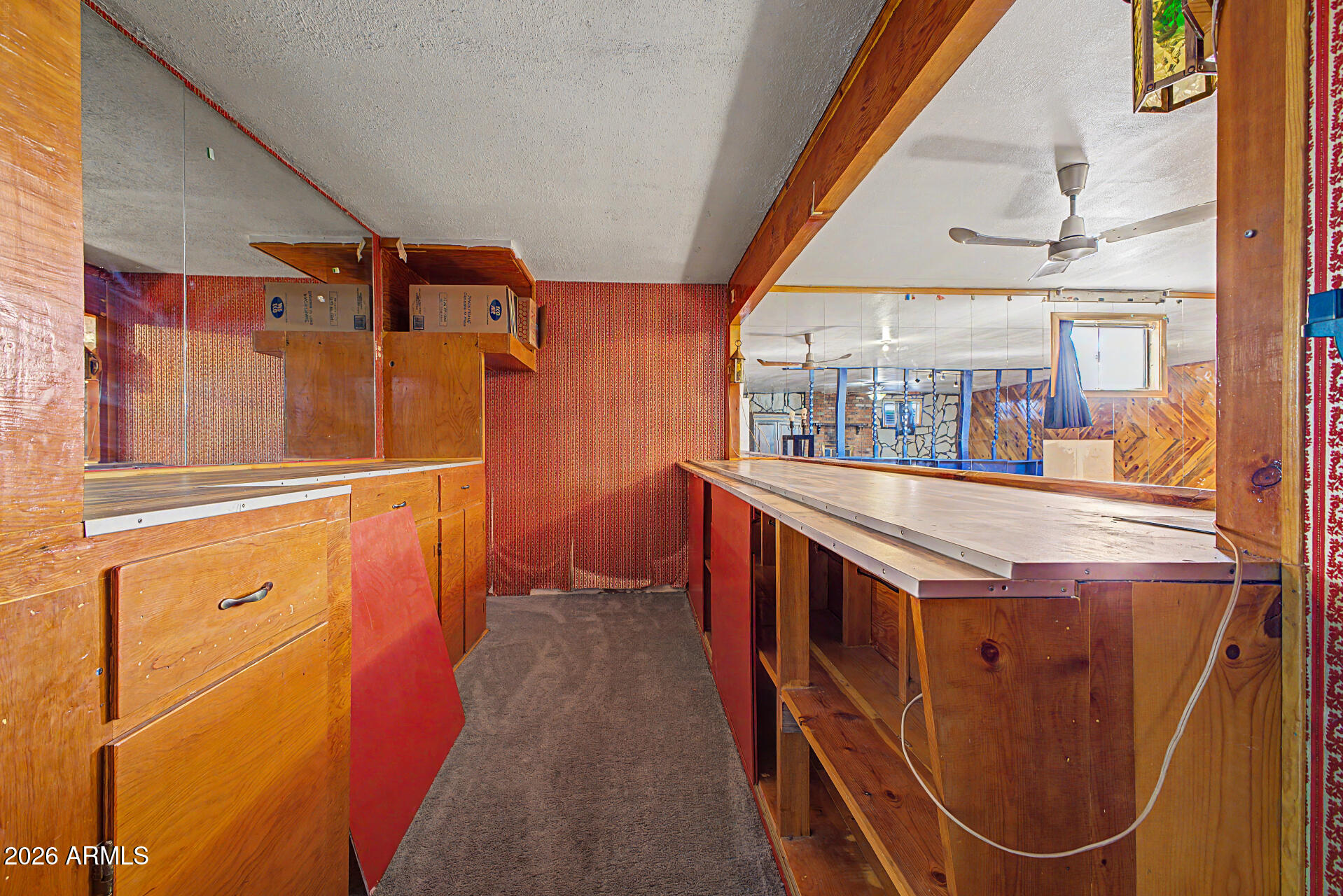 2200 E MELROSE Street