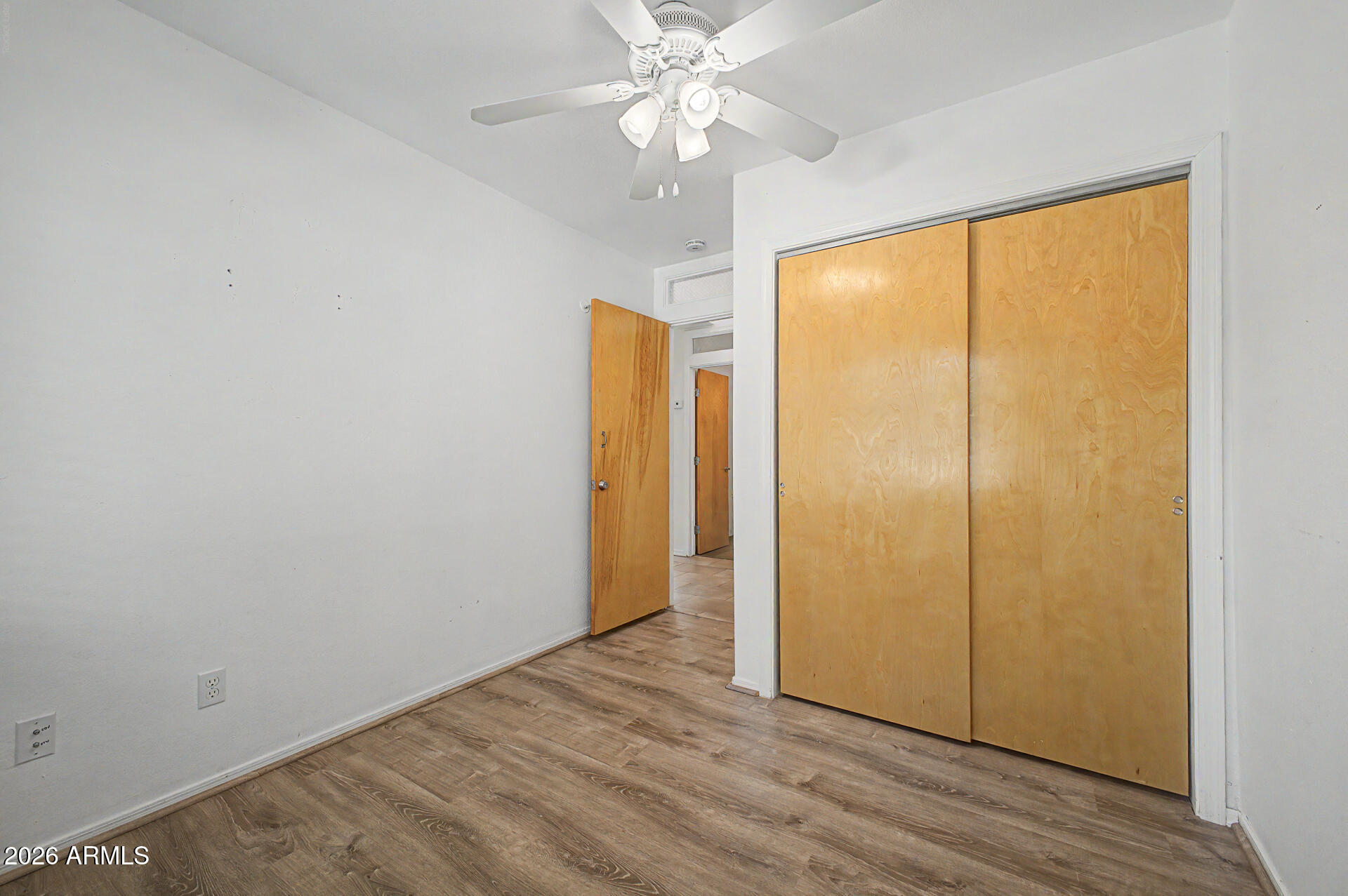 3907 E MULBERRY Drive