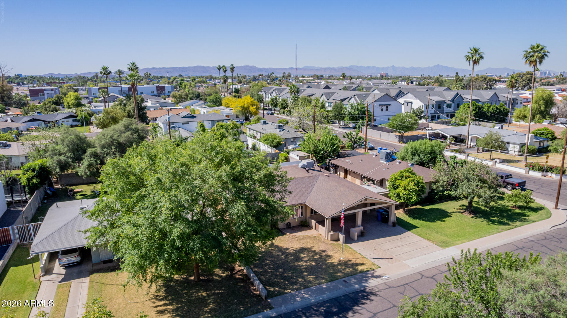 3907 E MULBERRY Drive