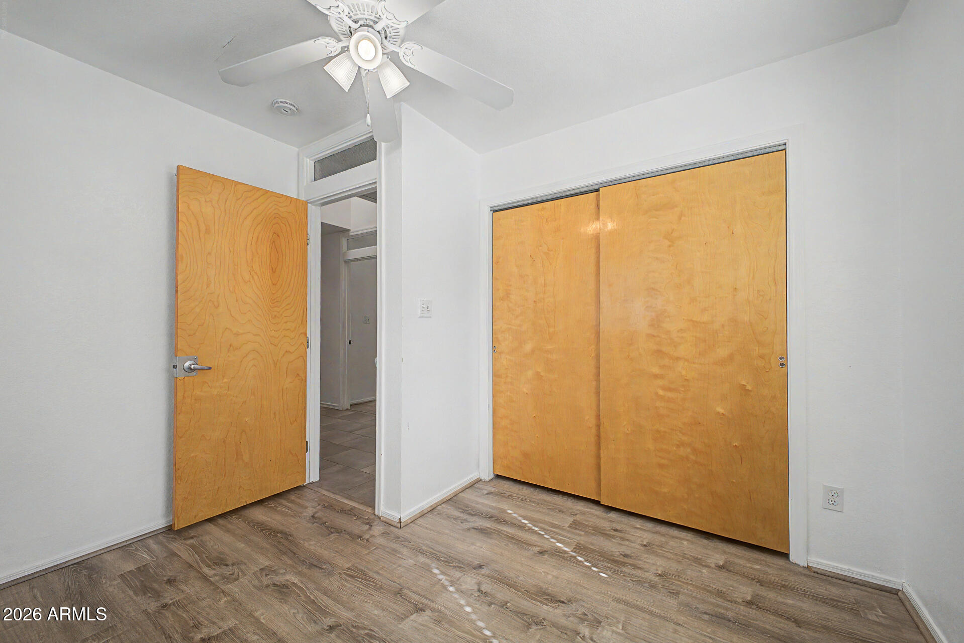 3907 E MULBERRY Drive