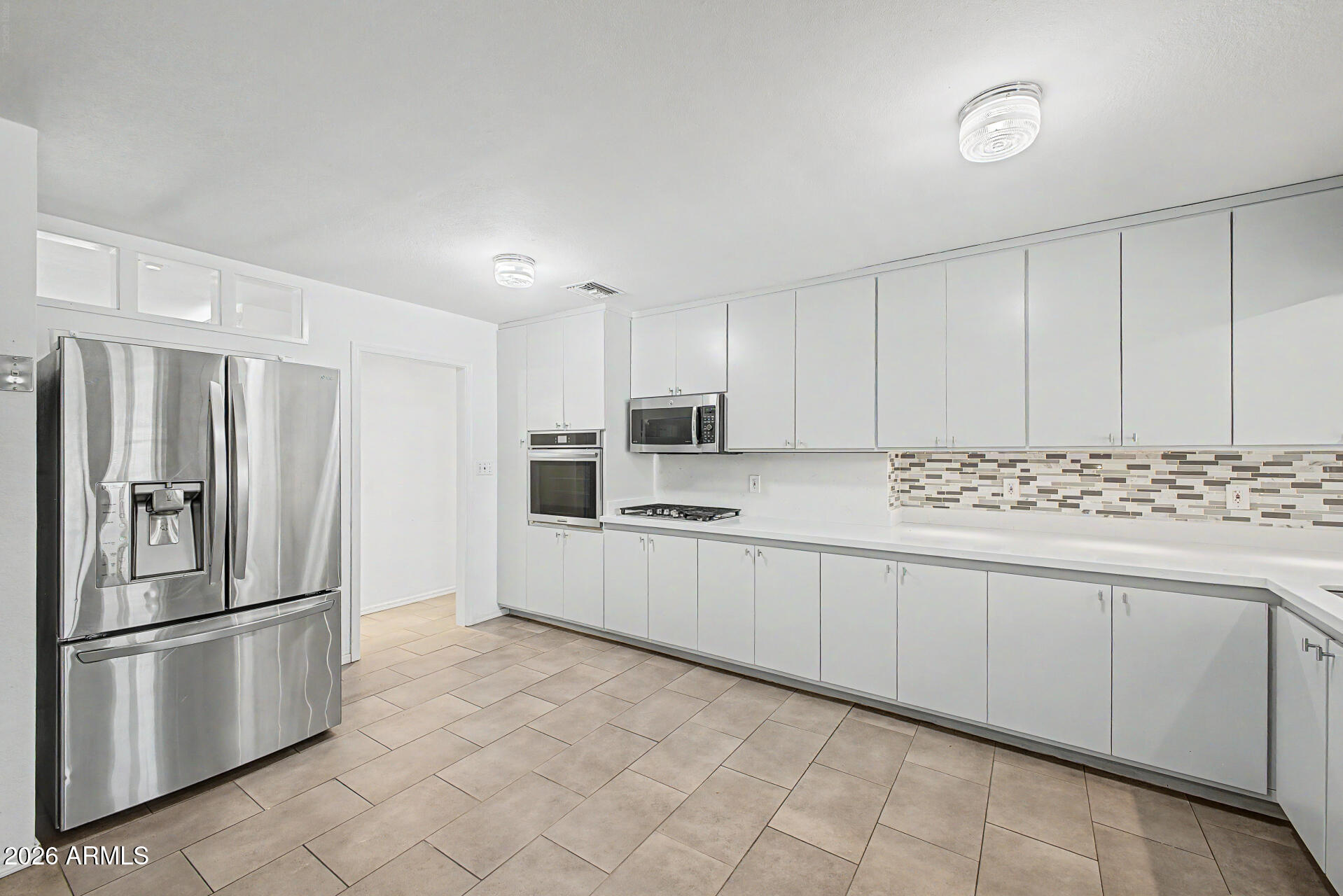 3907 E MULBERRY Drive