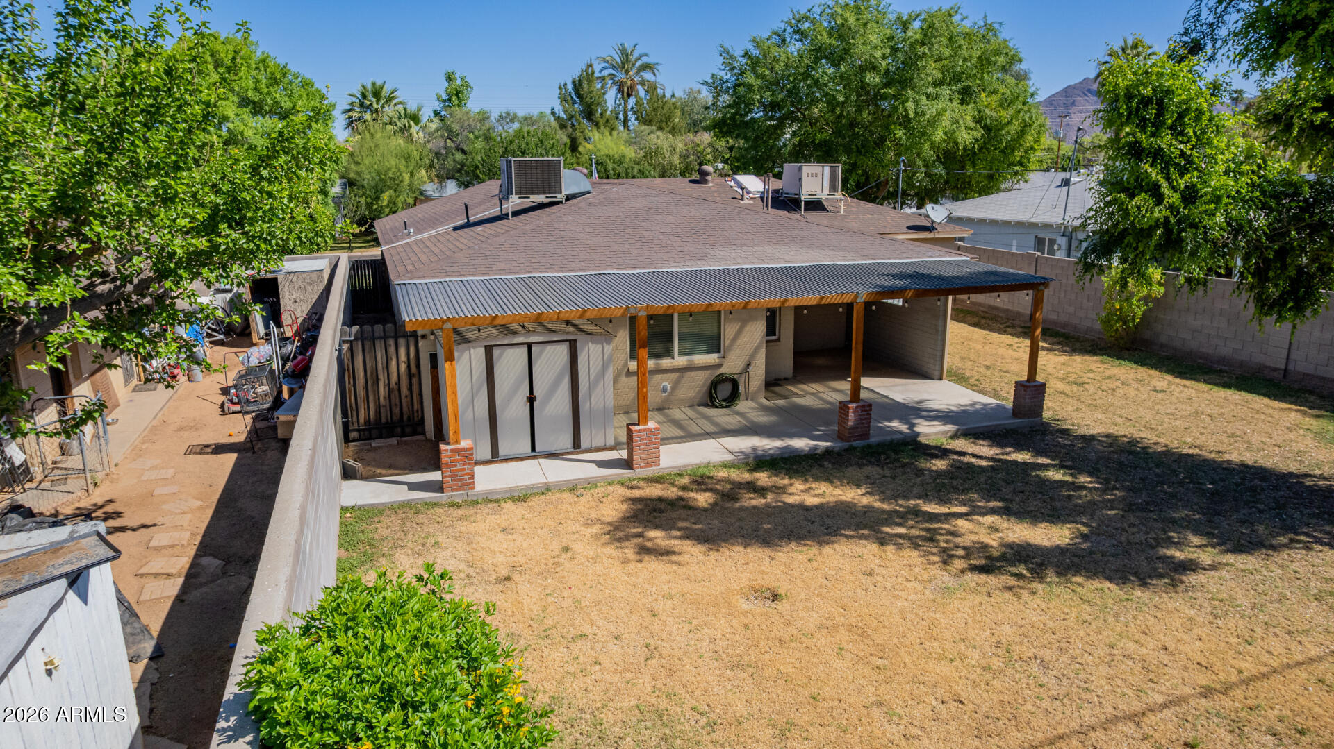 3907 E MULBERRY Drive