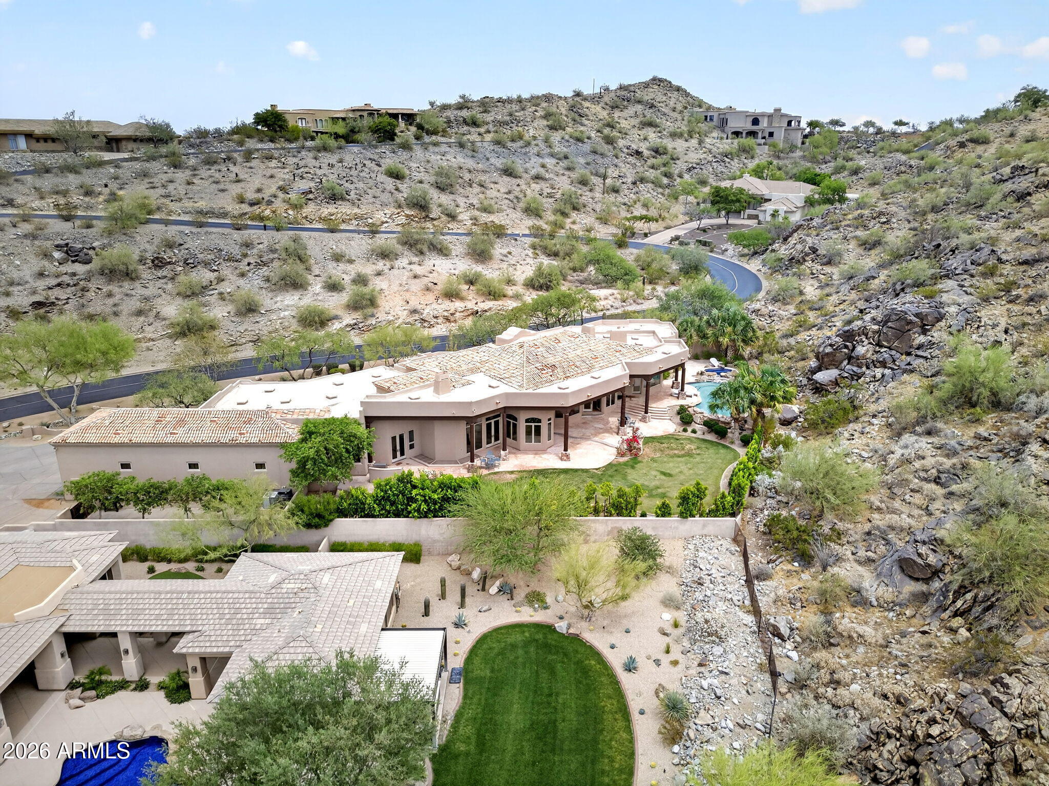 1611 E DESERT WILLOW Drive