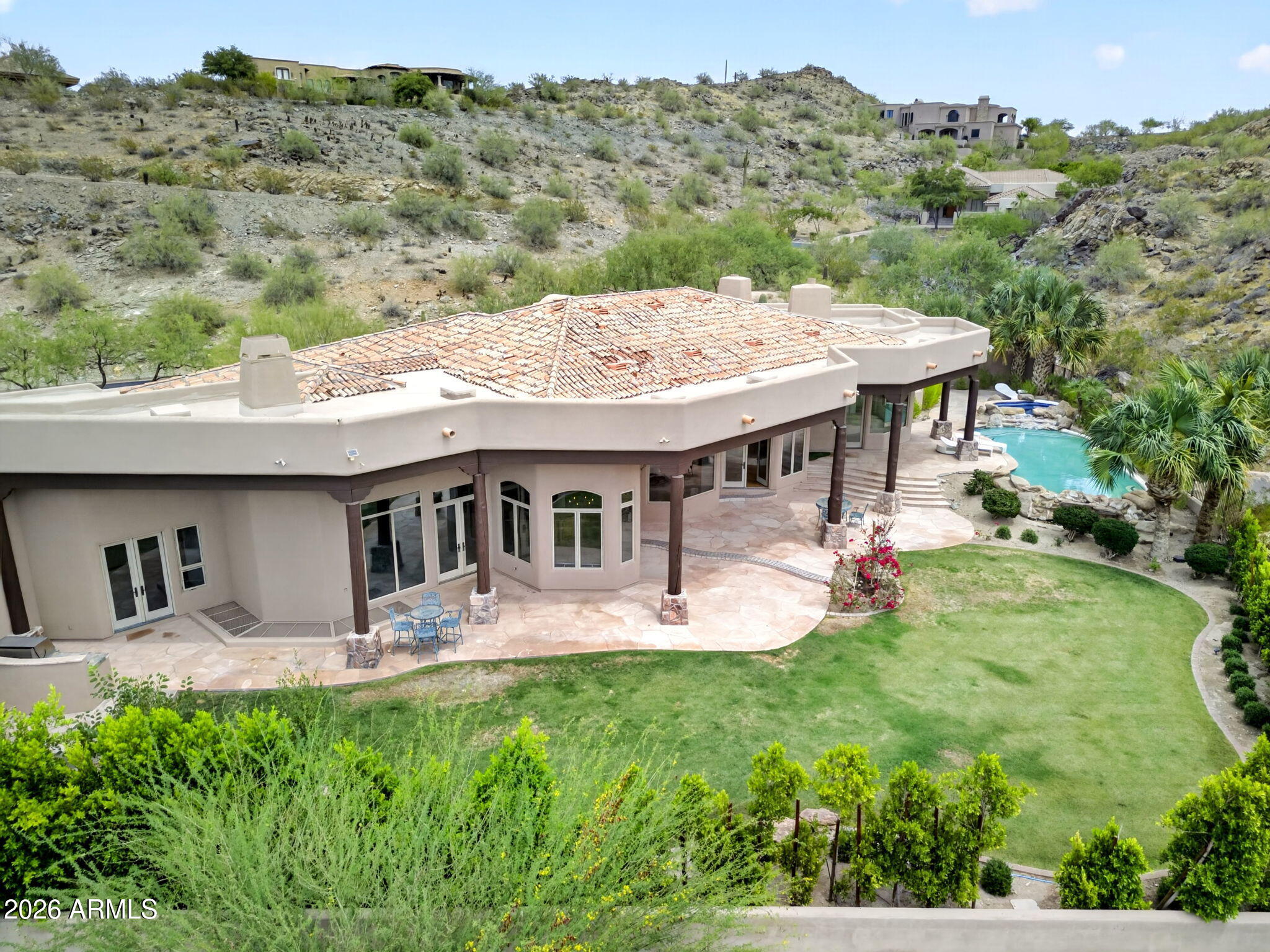1611 E DESERT WILLOW Drive
