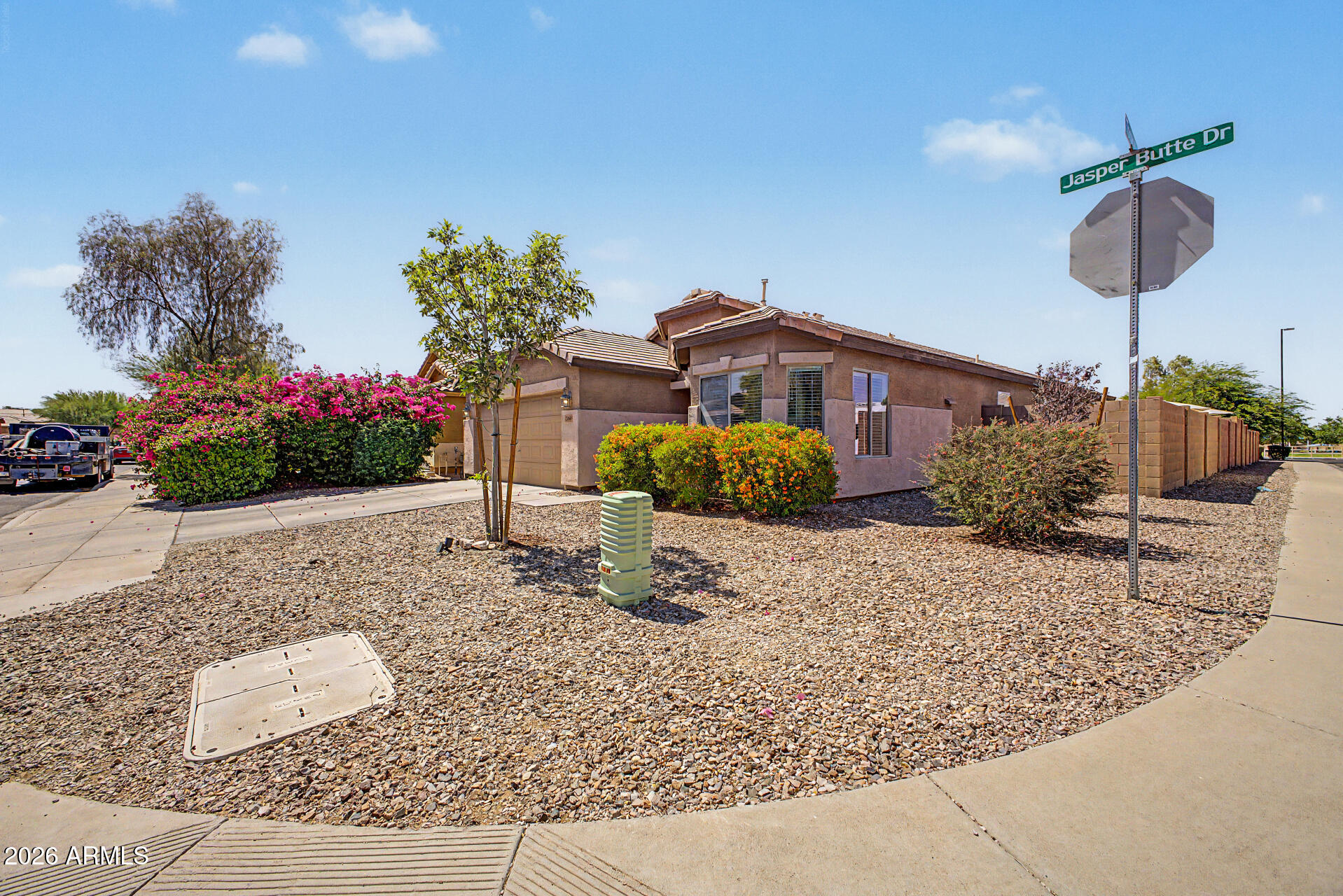 2768 W JASPER BUTTE Drive