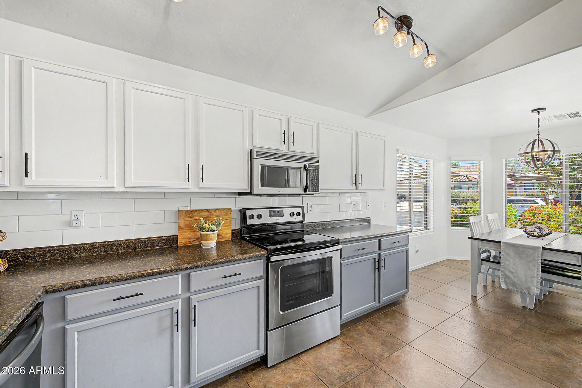 2768 W JASPER BUTTE Drive