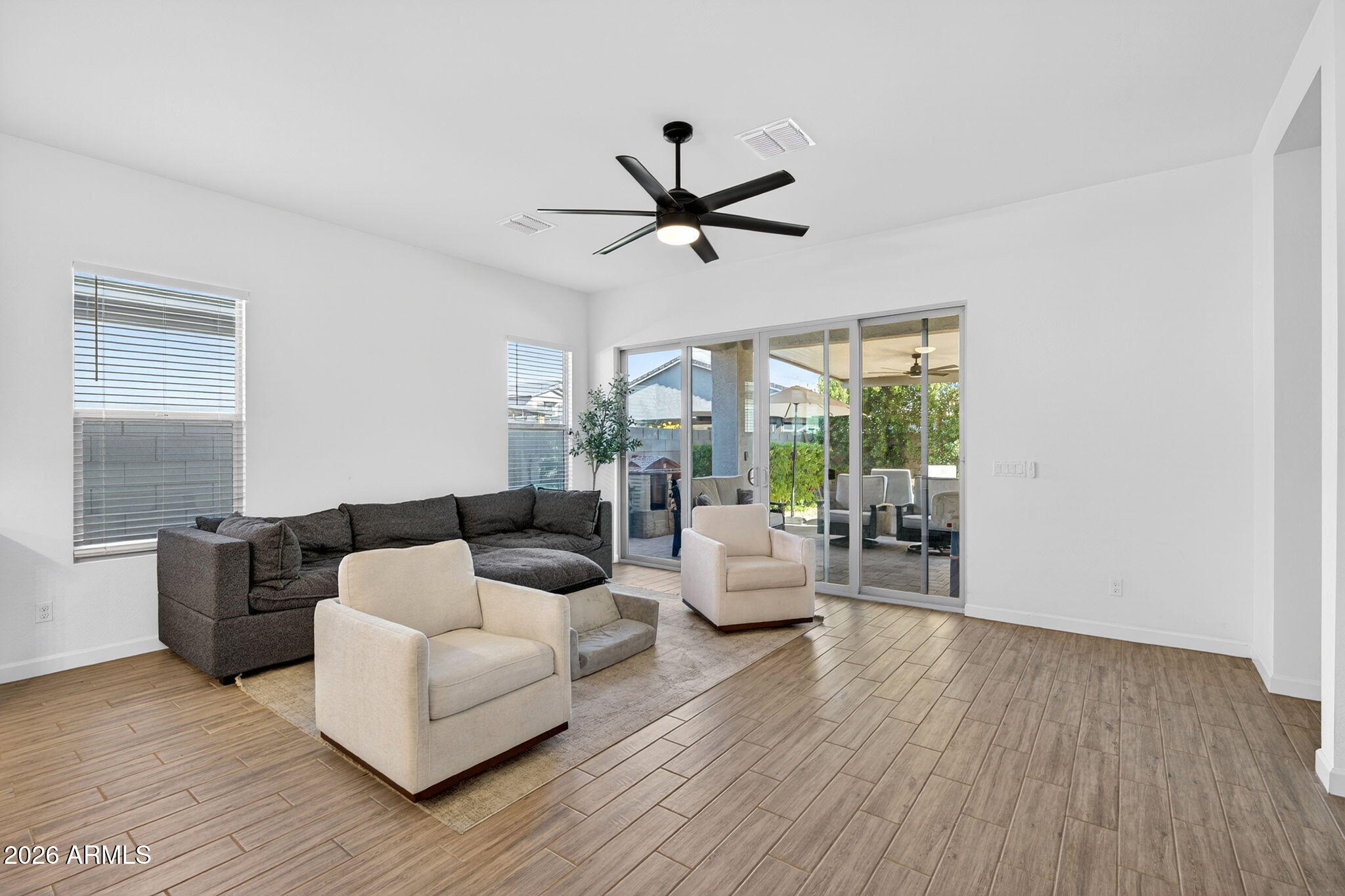 11303 E UTAH Avenue