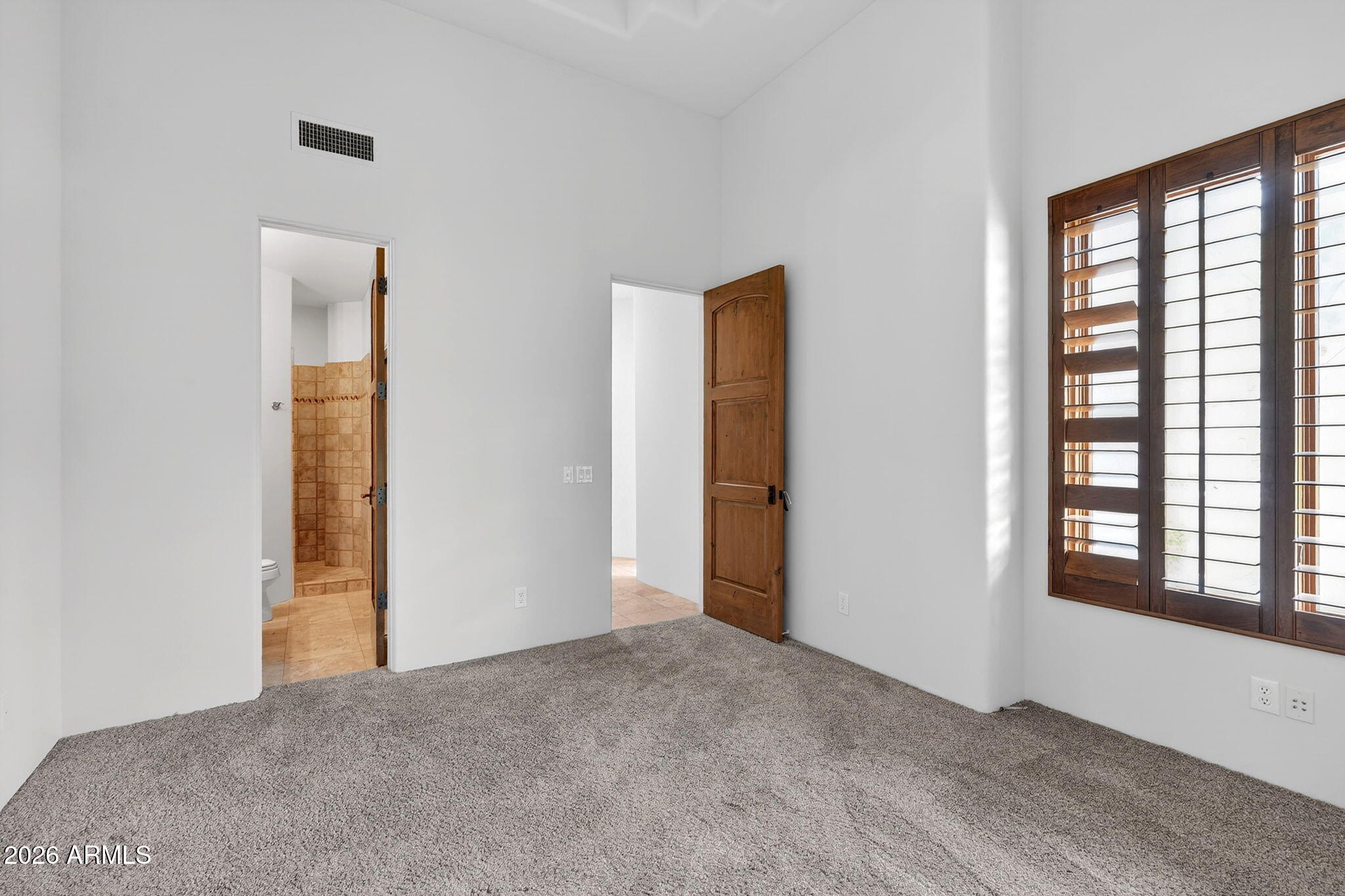1611 E DESERT WILLOW Drive