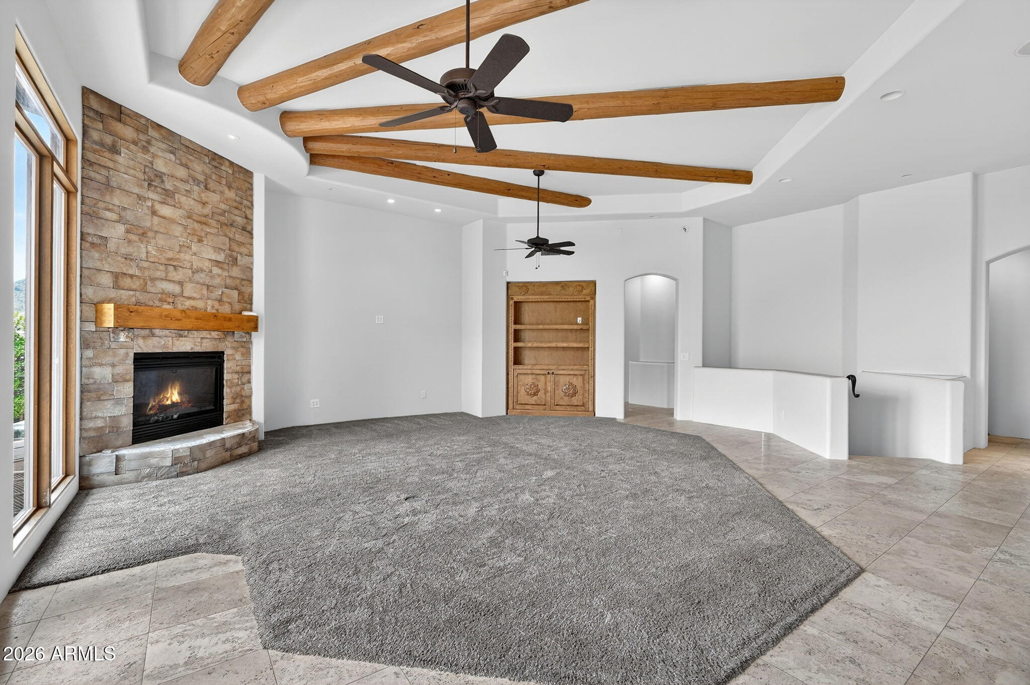 1611 E DESERT WILLOW Drive