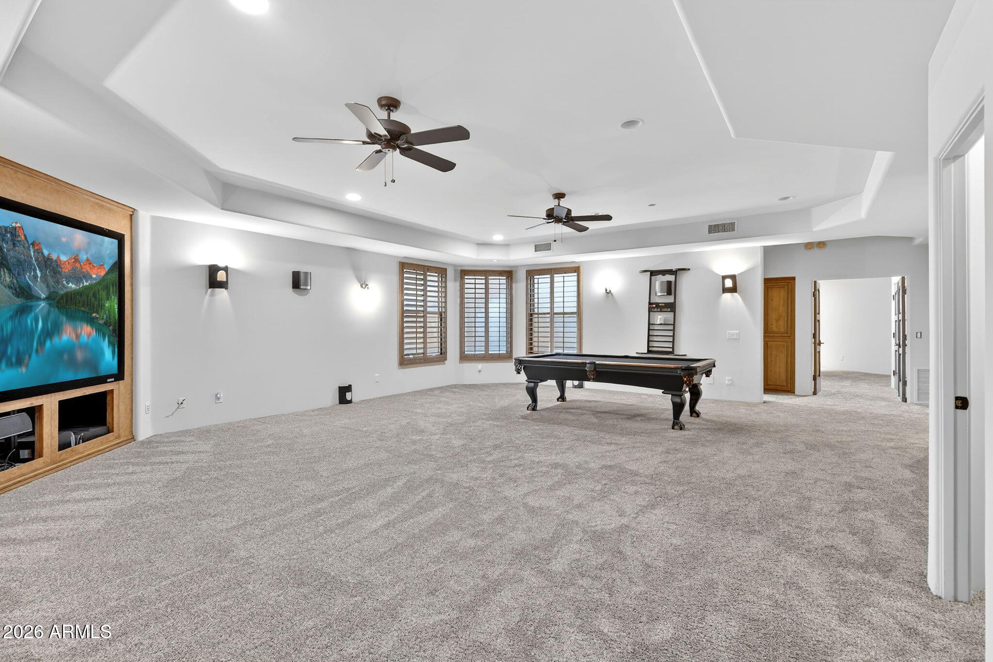 1611 E DESERT WILLOW Drive